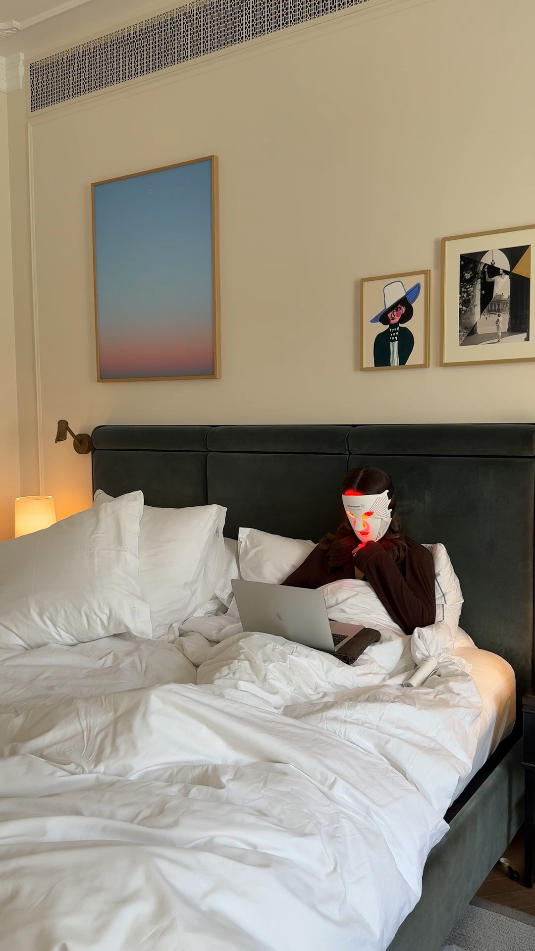 Spend the day with me in Vienna 🥰

‘EM20’ will get you 20% off Elizabeth Arden products ❤️

#LTKuk #LTKwinter #LTKbeauty