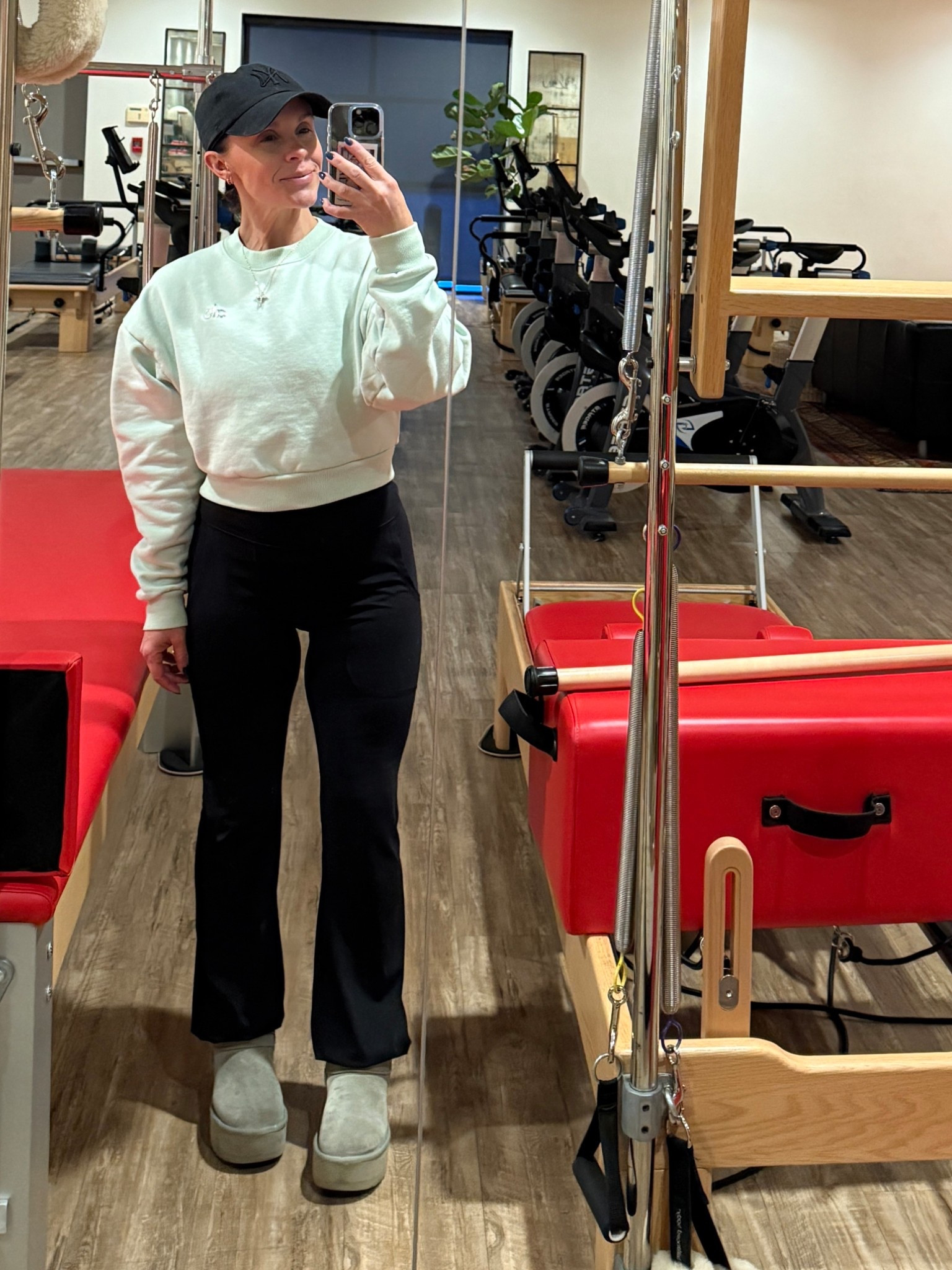 the cropped Alo is perfection!! 