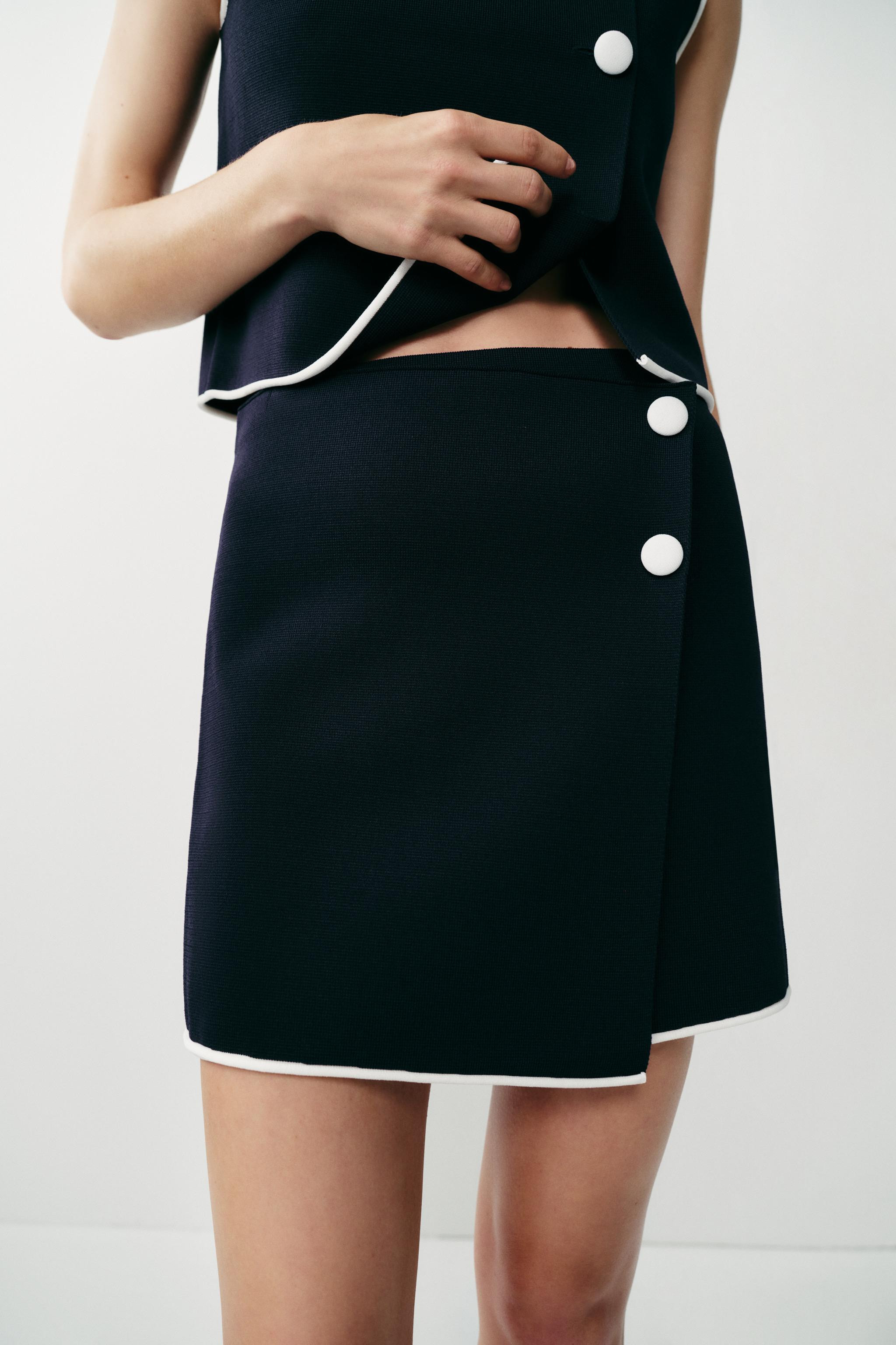 CONTRAST BUTTON KNIT MINI SKIRT | Zara US