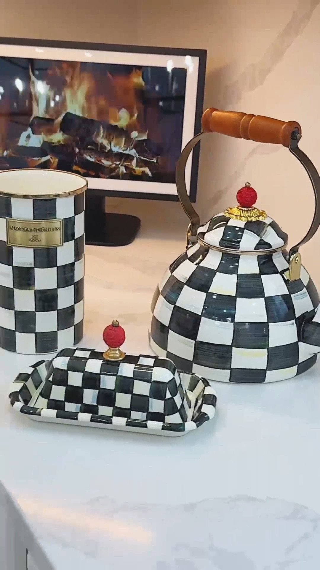 For the girls who love classic kitchen ware. Love this black and white checked MacKenzie-Childs collection. A perfect addition to any kitchen 😍

#LTKHome #LTKU #LTKfoodie