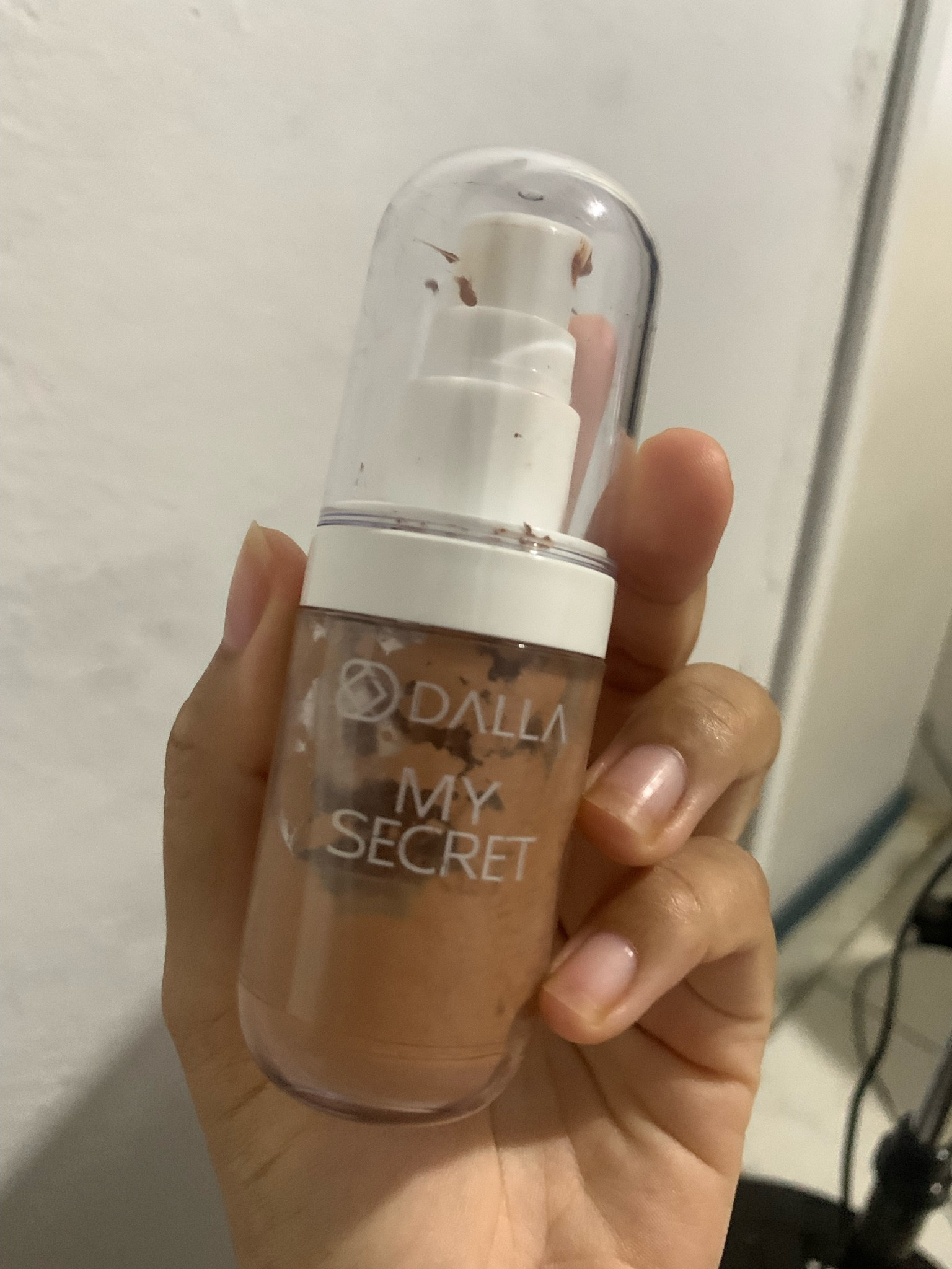 Base My Secret da Dalla na cor 08. Com cobertura de média para alta, deixa a pele linda. Incrível. Eu adoro. 
#ltkgift 

#LTKGiftGuide #LTKbeauty #LTKbrasil