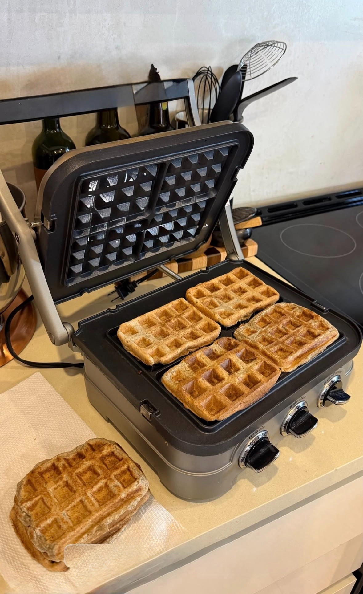 If you're looking to do something different for Sunday breakfast waffles are the way to go! 🧇🤍 

 #LTKmomlife #LTKmorningroutine #LTKHome