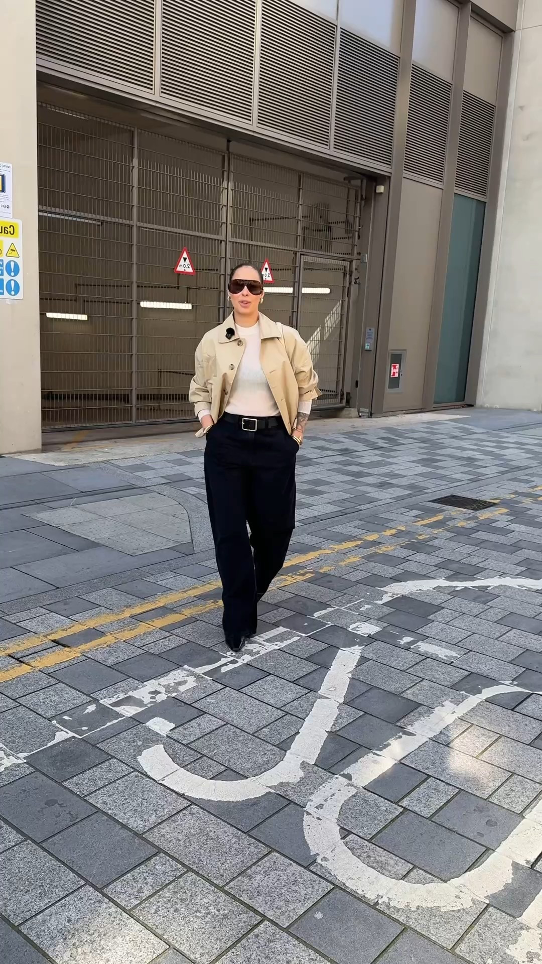 Such a cute day to day work
Spring fit, keeping it really thin with the layers, 

I’m wearing a XS/S in the trench 
29R in the Barrell jeans
S in the Sheer top - it looks super white online but is definitely more of a cream - not white like the image online x 

#LTKFashionMonth #LTKuk #LTKeurope