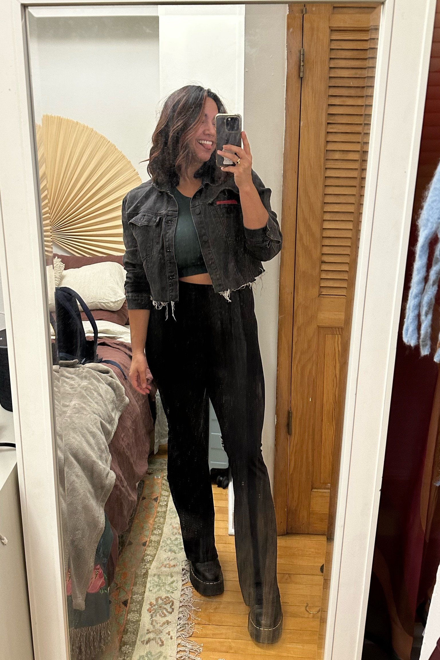 Travel outfit, flare leggings, yoga pants, high neck sports bra 

#LTKmidsize #LTKshoecrush #LTKtravel