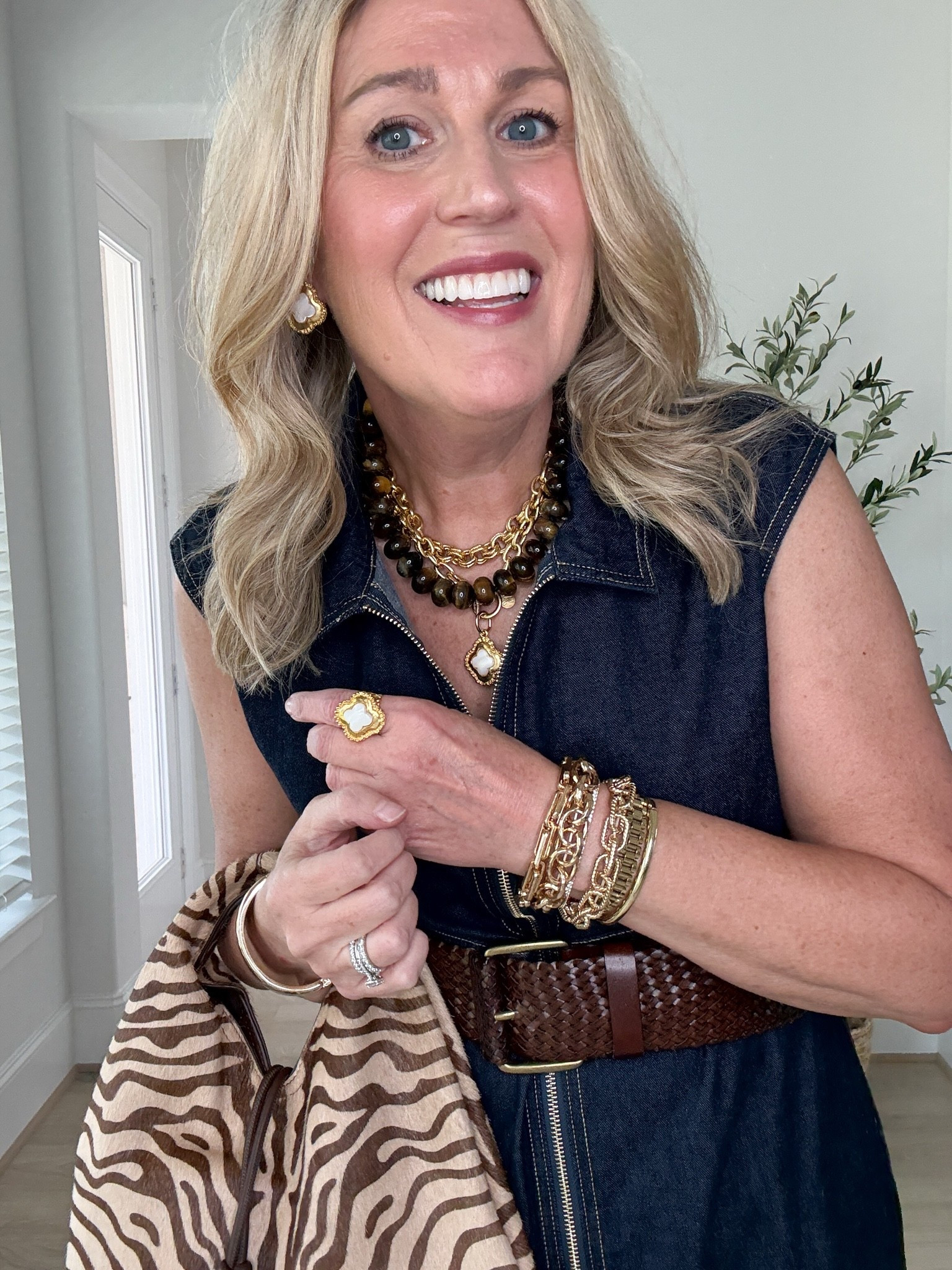 Let’s focus on these jewels from @susanshaw
So GOOD!

#LTKOver40 #LTKootd #LTKWorkwear