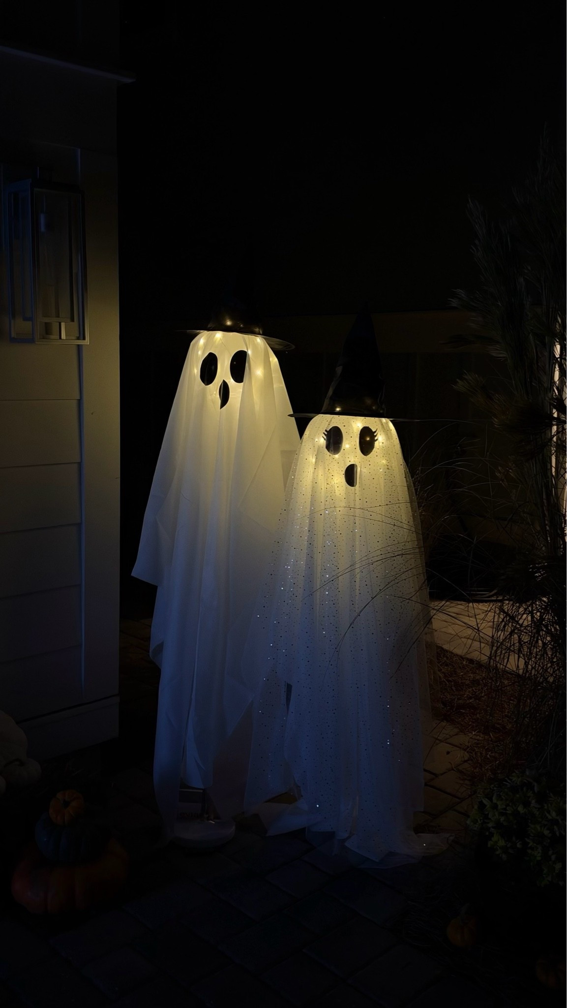 #ad these little ghosts look so cool in the dark i @wayfair #wayfair #wayfairpartner