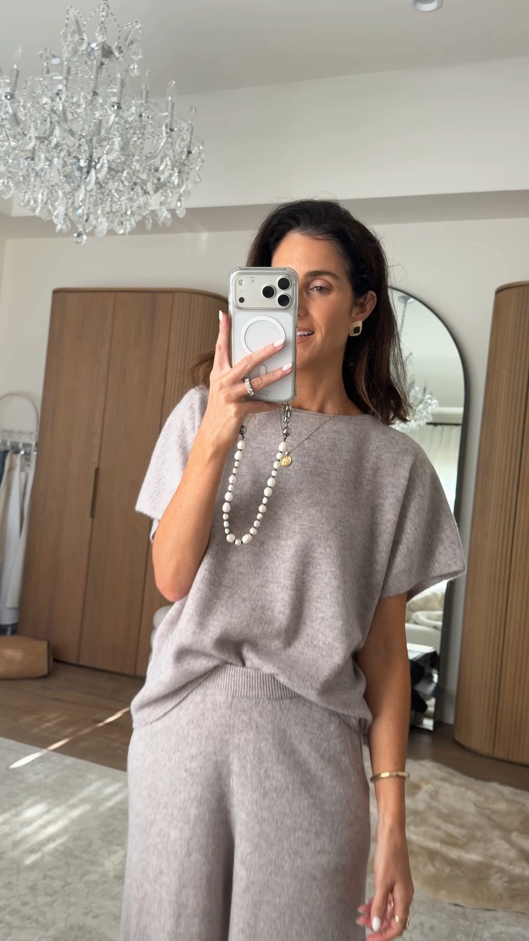 Love love matching sets and this cashmere set is so luxe! I’m just shy of 5-7” wearing the size small for a cozy set #stylinbyaylin #aylin

#LTKSeasonal #LTKOver40 #LTKgrwm