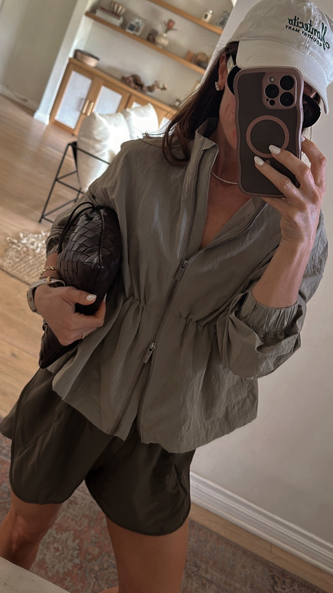 Weekend walks and errands 


#LTKOver40 #LTKPetite