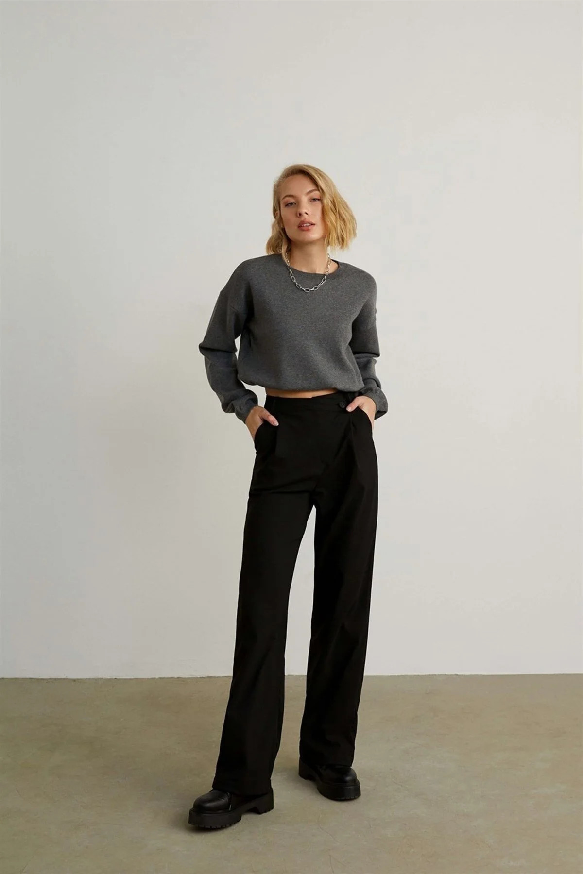 VATKALI Hose - Schwarz - Wide Leg | Trendyol DE