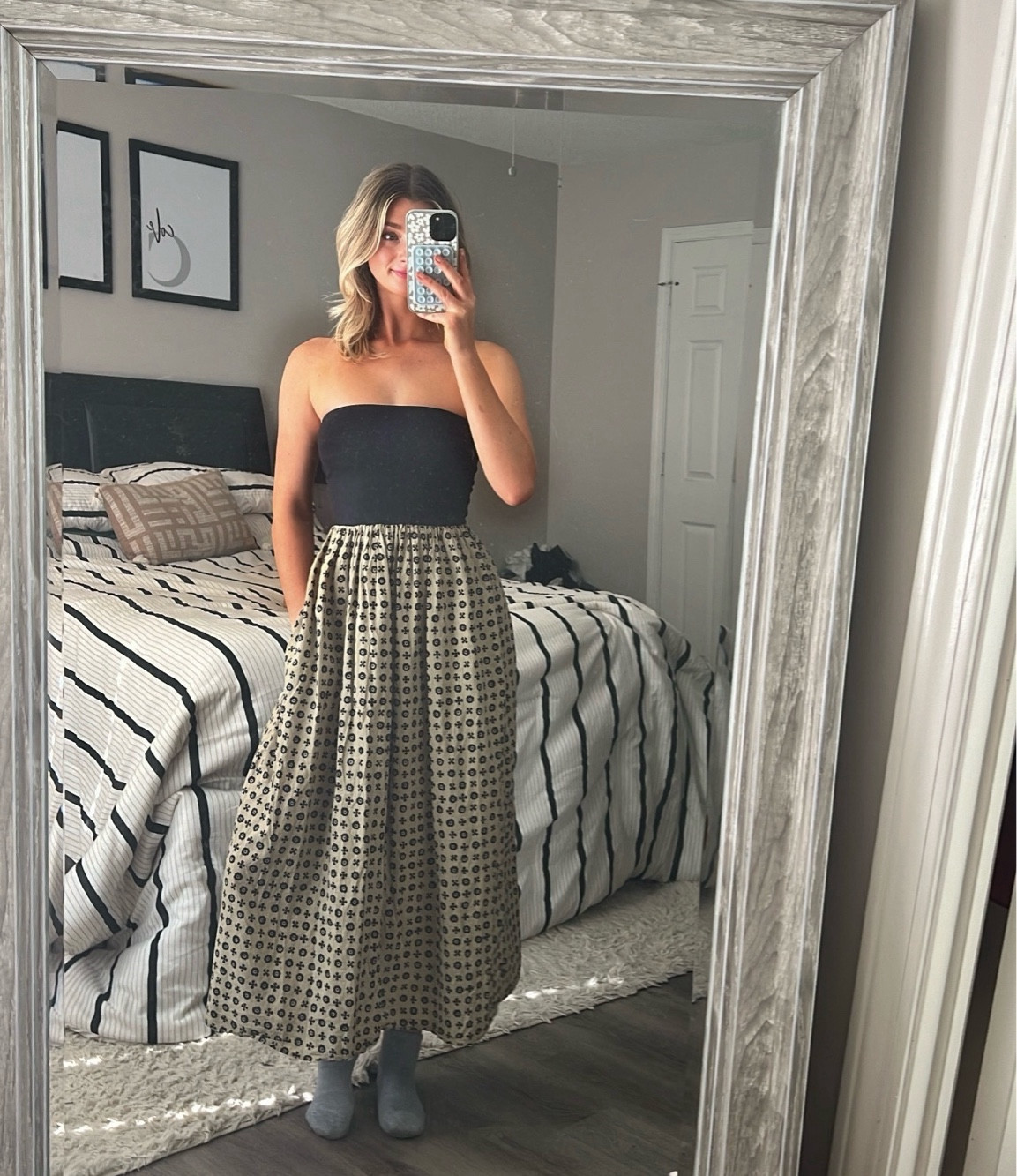 I’m usually not a strapless top girl but this dress is so flattering. Perfect for when the weather warms up, would also be cute with a jean jacket! 

Wearing size S 

#LTKtravel #LTKstyletip #LTKSeasonal