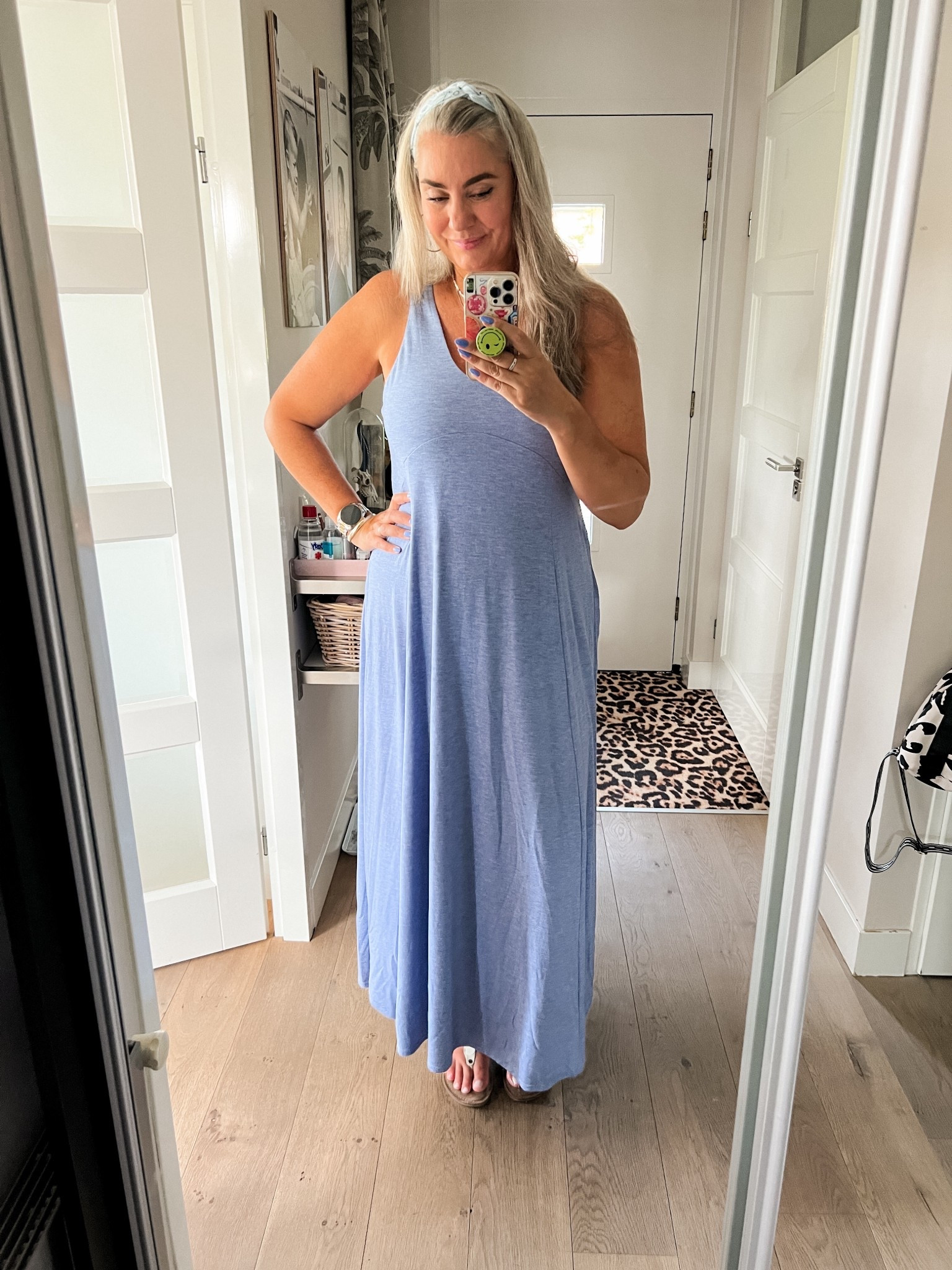Ootd - Thursday. I have the week off and absolutely no plans today so I am lounging around in this buttery soft, lavender blue, Halara dress (fits tts). Het Marly sandals, silver hoop earrings, a smiley face necklace and a light blue bandana in my hair. 



#LTKnederlands #LTKeurope #LTKsummer