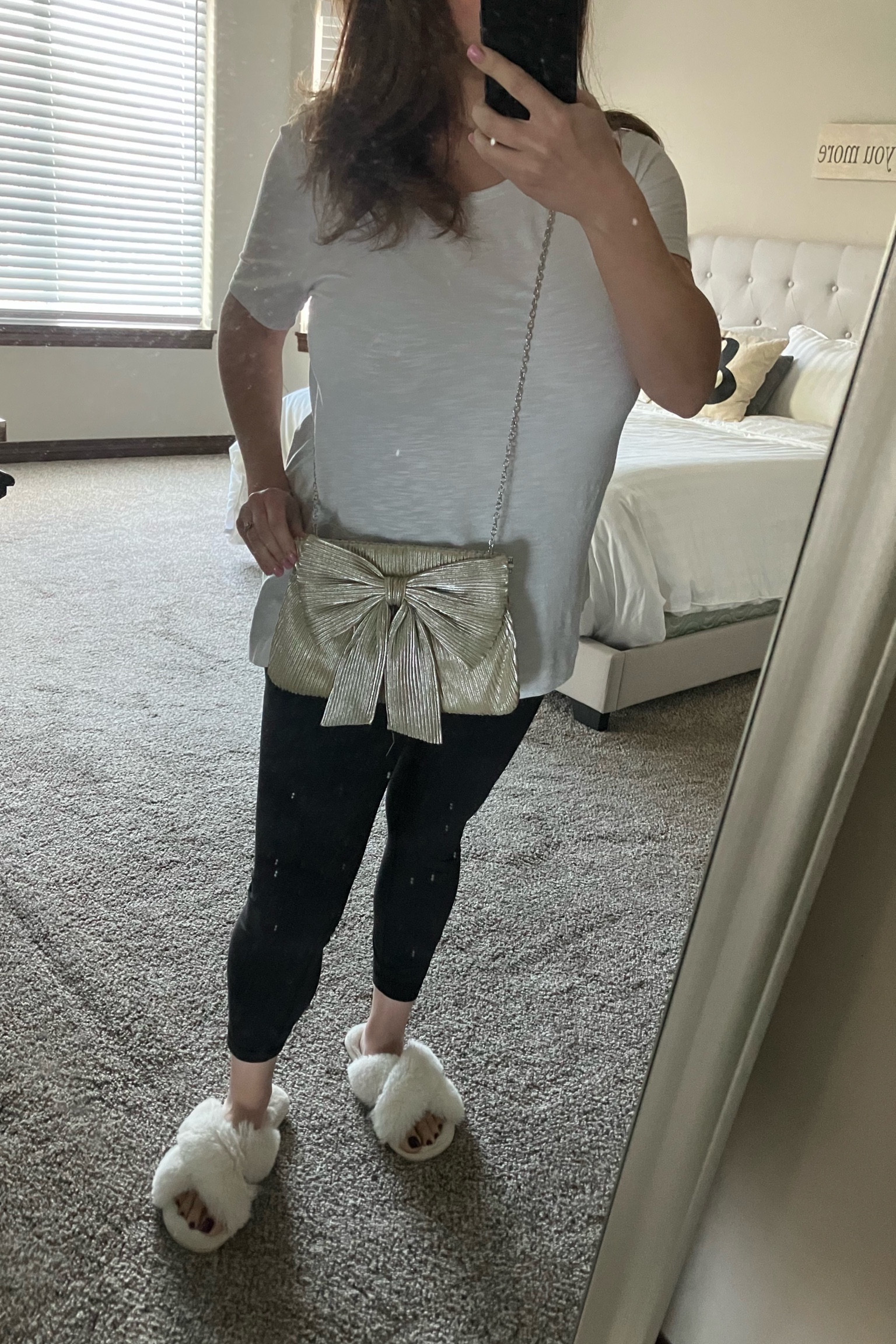 Crossbody, evening bag, purse, bow, nye, night out, gno, date night , put a bow on it, bow era, champagne bow clutch, purse, handbag, New Year’s Eve, holiday party 

Loeffler Randall look for less / designer inspired 

#LTKparties #LTKHoliday #LTKsalealert