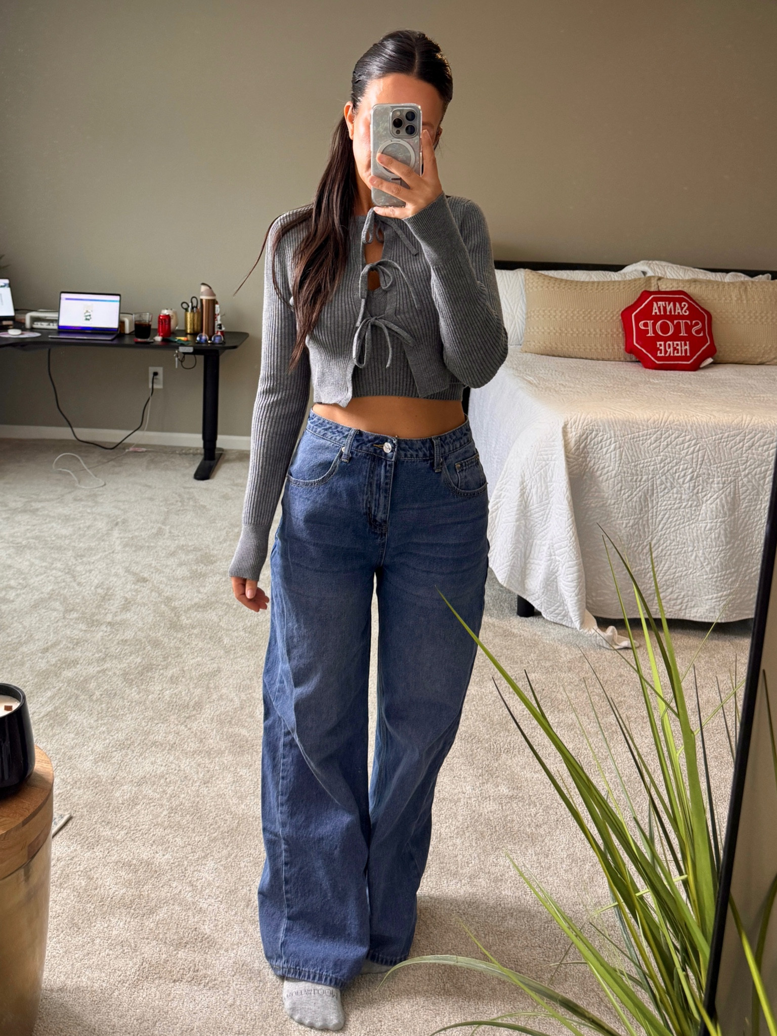 Top: TTS wearing a Small
Pants: TTS wearing a Medium (I’m usually a small/medium in bottoms. They are a little loose but I wanted the extra baggy feel) 



#LTKFindsUnder50 #LTKFindsUnder100 #LTKStyleTip