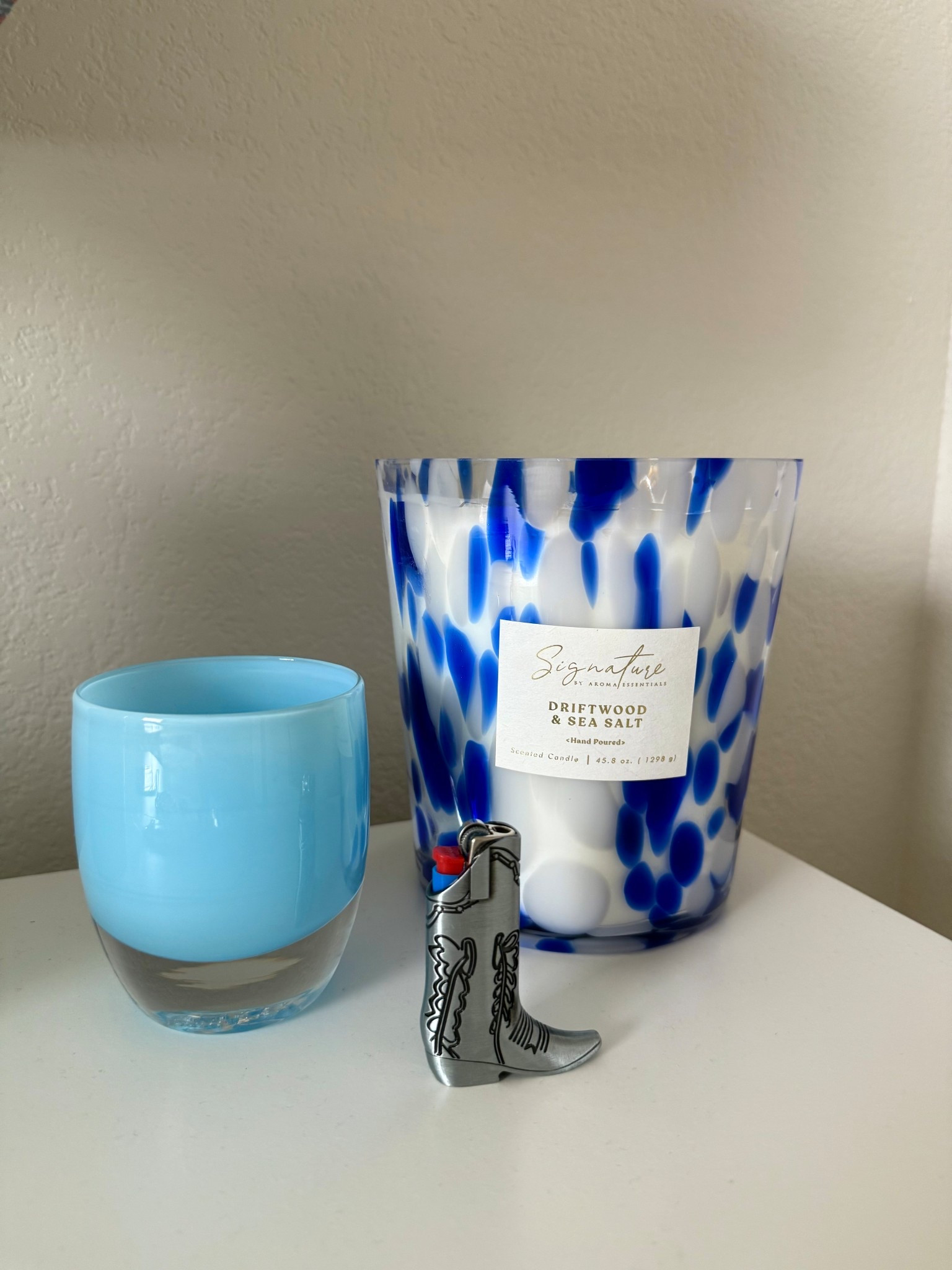 Nightstand decor!


Bedroom decor
Nightstand decorations
Preppy style
Western style
Blue bedroom
Girls bedroom

#LTKHome