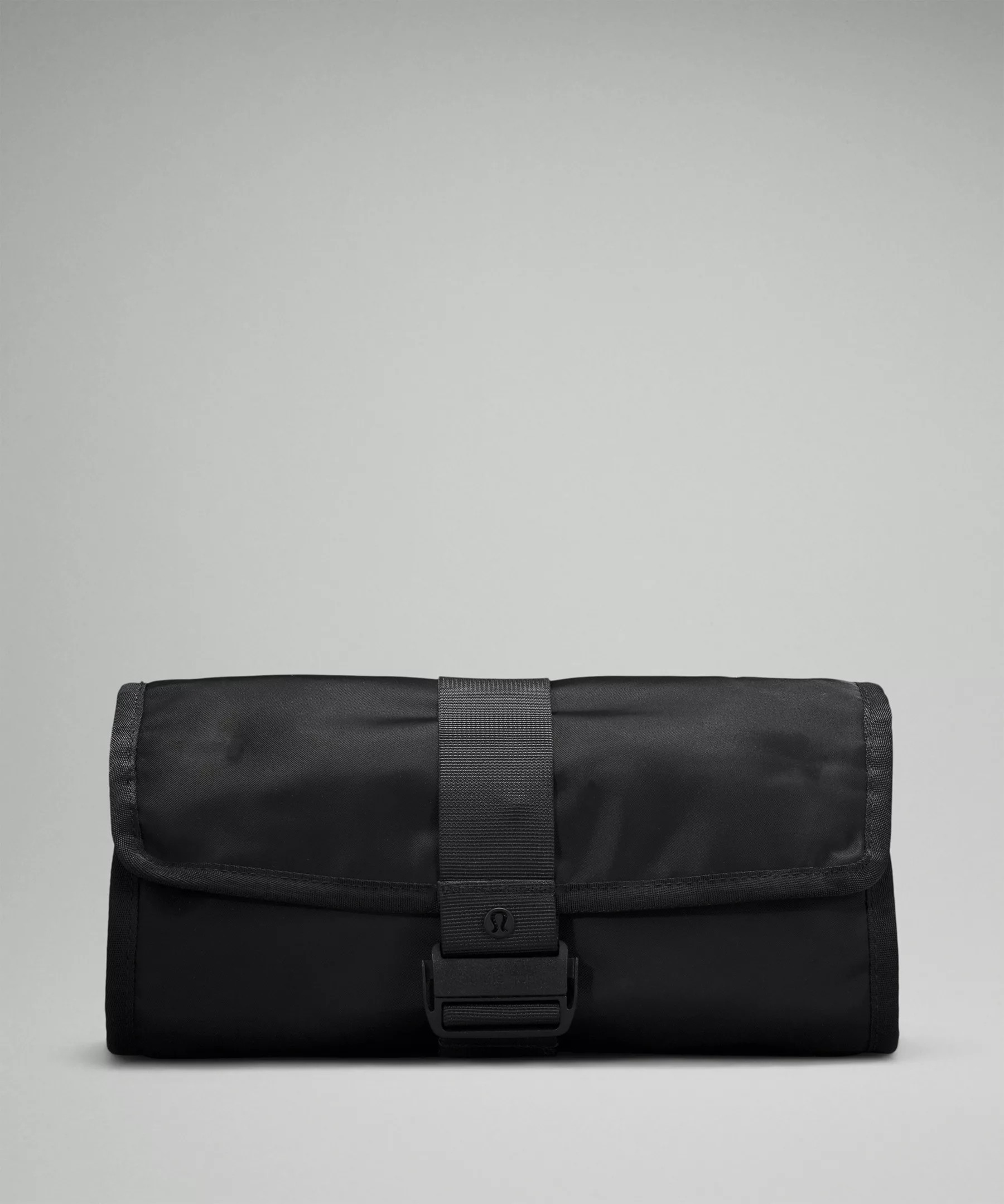 Roll-Up Travel Toiletries Kit *Online Only | Bags | lululemon | Lululemon (CA)