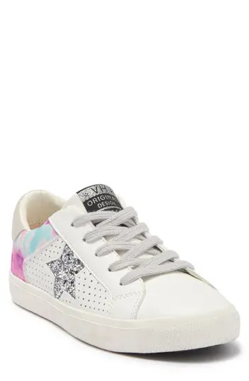 Belle Sneaker | Nordstrom Rack