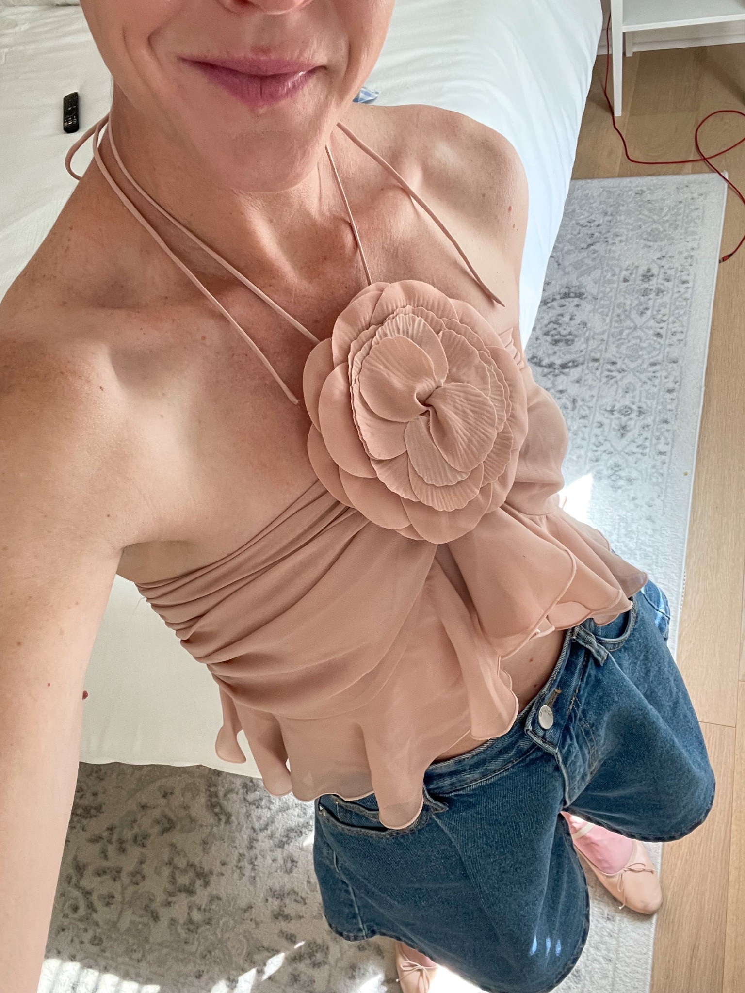 It’s finally warm enough to wear this top! Perfect for a spring date night or just a regular weekday. I find it to fit TTS, but maybe size up for a larger chest. Wearing a small. 

#LTKsalealert #LTKSeasonal