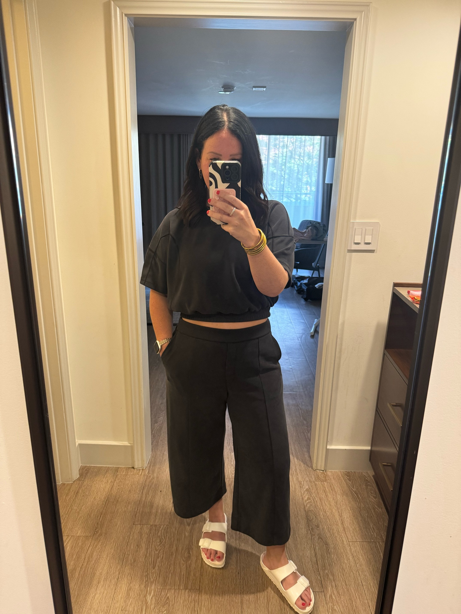 Comfy Lulu outfit for going to a solo brunch!

#LTKSaleAlert #LTKSummerSales #LTKActive