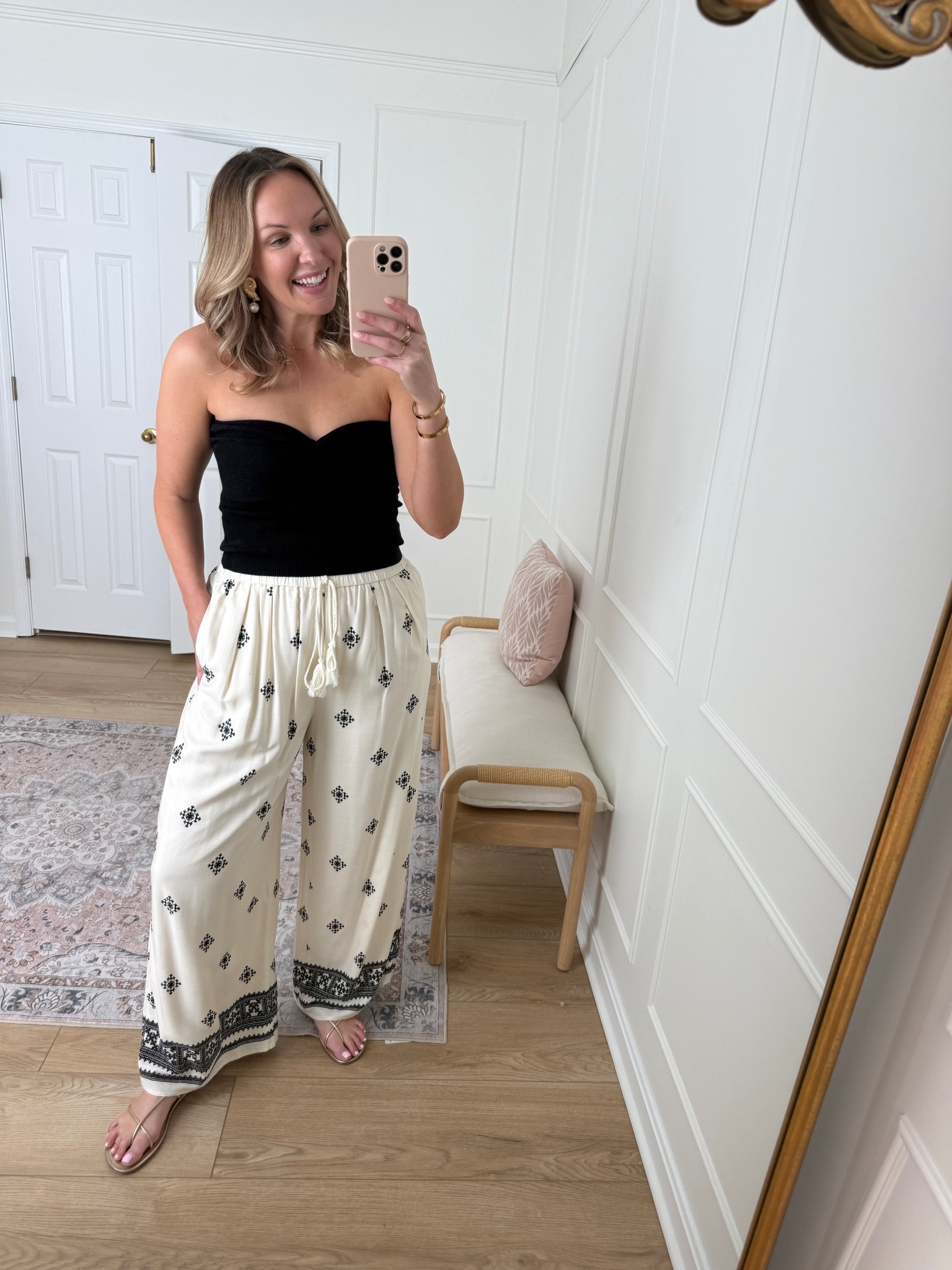 Vacation outfit - resort wear - wearing a med top and large bottoms 