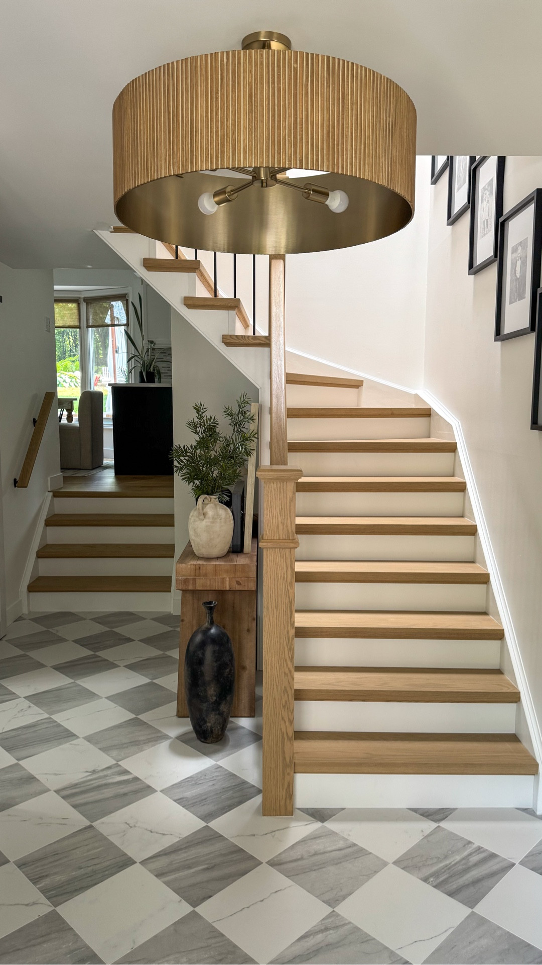 Foyer🤎

#chandelier #consoletable #frames #foyer #beforeandafter #homedecor #homefinds #home

#LTKHome
