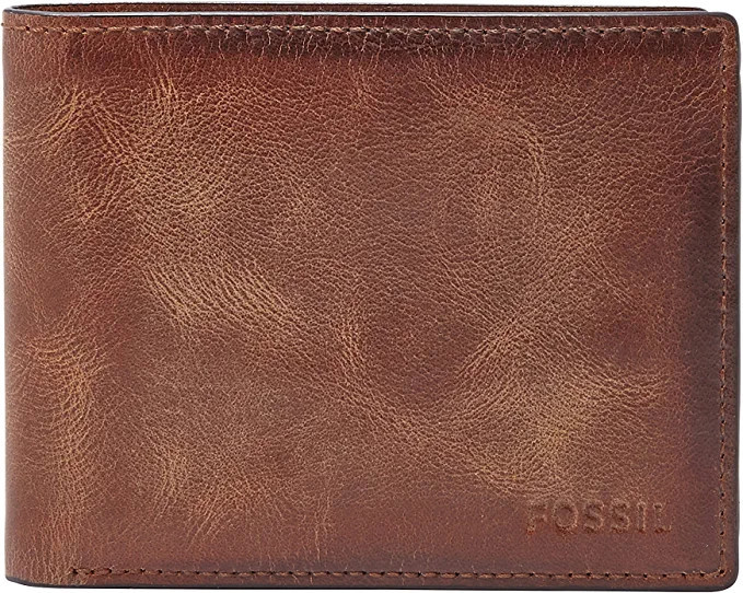 Fossil Men's Derrick RFID-Blocking Leather Bifold Wallet with Flip ID Window | Amazon (US)