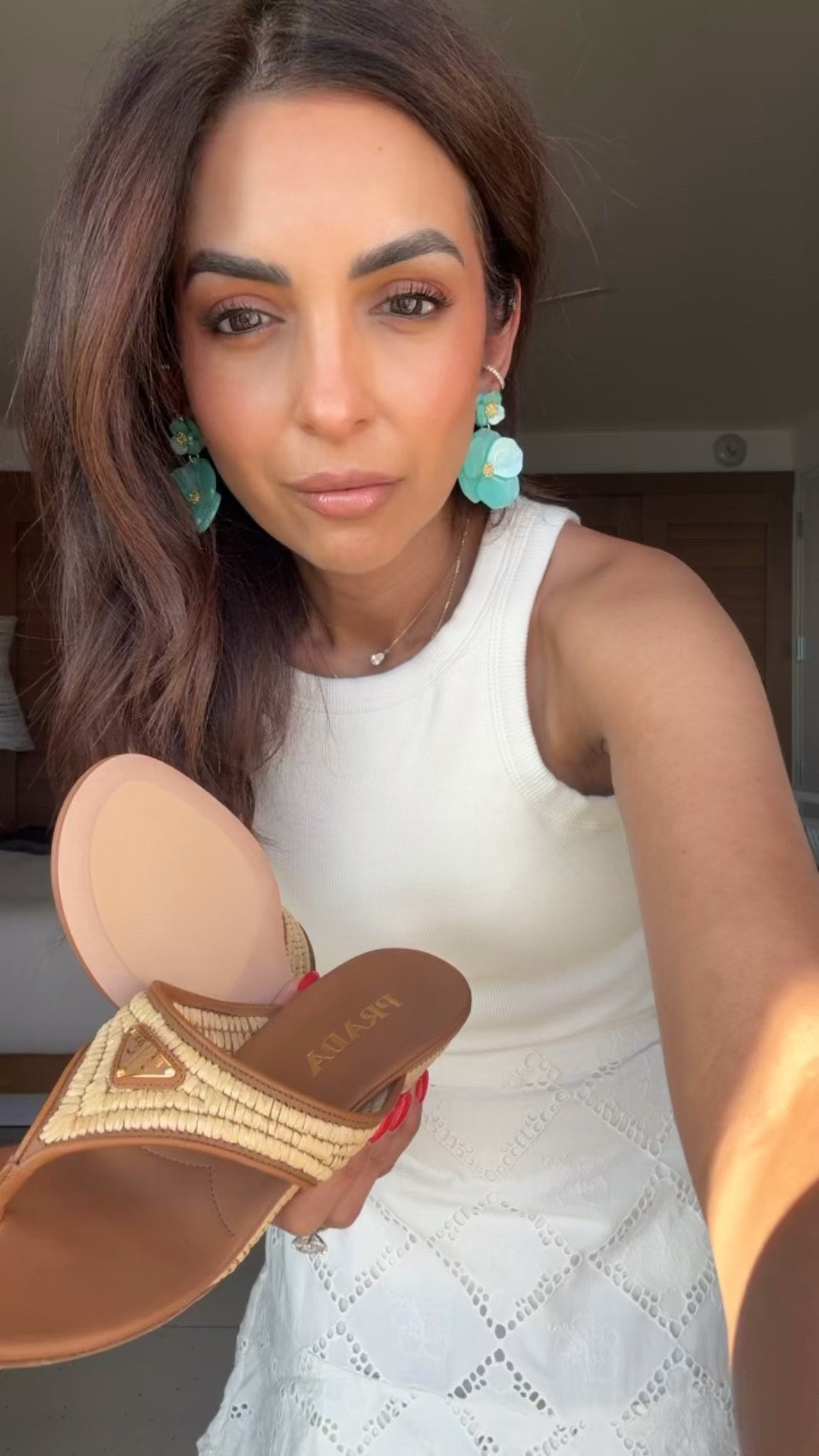 Tonight's look for a patio dinner in the Bahamas ☀️ I did an xxs in skirt and my true size in sandals for size reference ! @nordstrom #nordstrompartner

#LTKPetite