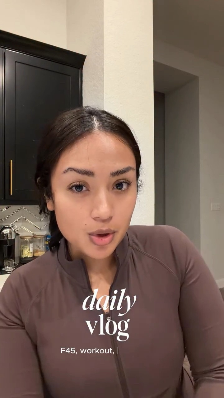 I just love short form vlogs 🤍

So happy to be back into a routine



#LTKmorningroutine #LTKmomlife
