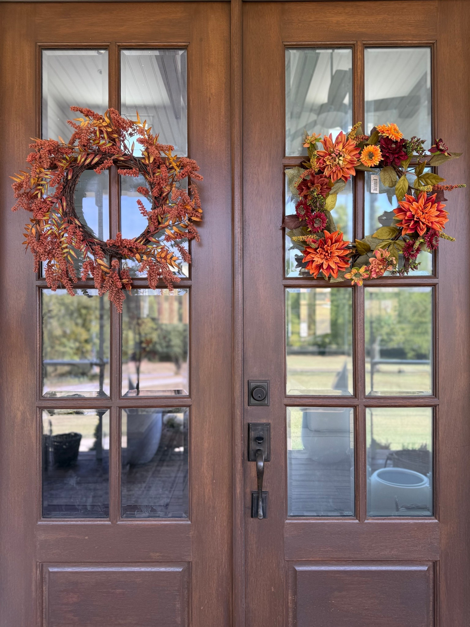 I’m obsessed with both of these beautiful fall wreaths! Which one is your favorite??

#LTKSeasonal #LTKHome #LTKStyleTip