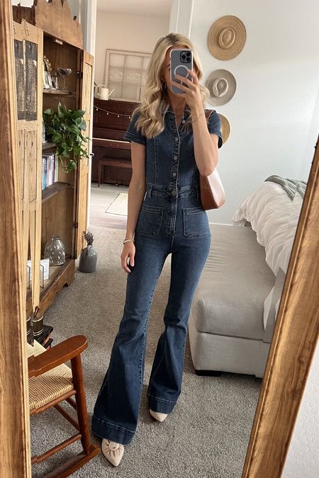 Today I’m wearing this super cute denim jumpsuit from showmeyourmumu! I love this brand and I own many denim piece from them (flare jeans, jumpsuits, rompers, and dresses)! I love that their pieces come in sizes for shorter and taller women.

I’m wearing a size XS in the denim jumpsuit. I am 5’10 and carry my height in my legs. 
Amazon sun and moon slides I am wearing a size 8, which is my true size.
The leather bag is also from amazon and has plenty of space for your keys, phone, lipstick, and wallet! It’s an extremely versatile bag!

Spring outfits, easter, vacation outfits, swim, jeans, denim jumpsuit, denim for tall girls



#LTKfindsunder100 #LTKstyletip #LTKshoecrush