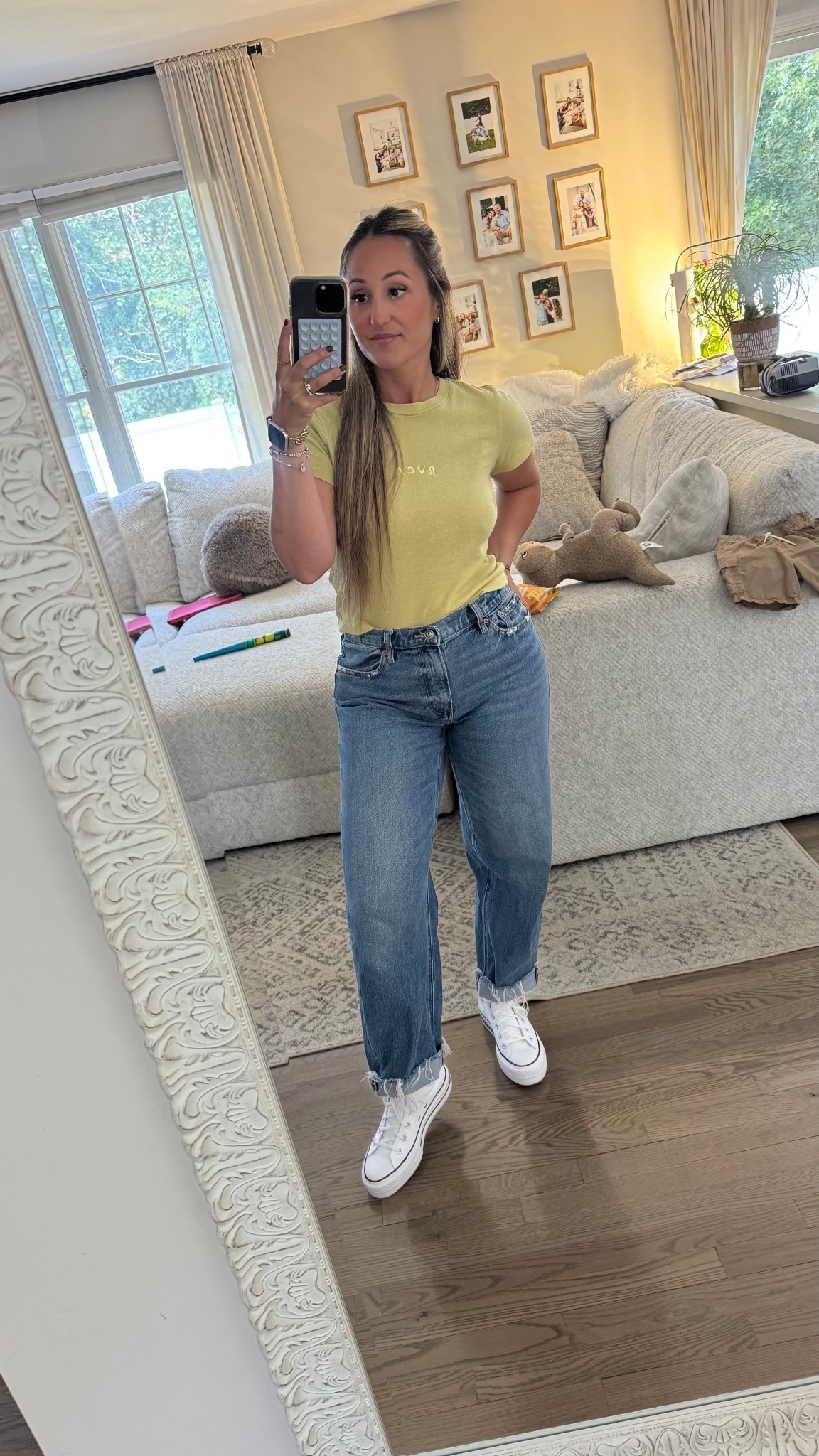 Early fall, Jeans and a tshirt girl forever. These are my FAV barrel jeans! 

#LTKFallSale #LTKPetite #LTKSaleAlert