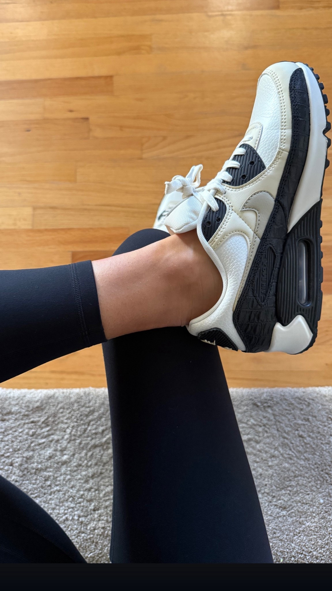 Got my TTS. Great neutral pair perfect for everyday wear. 

#LTKSeasonal #LTKActive #LTKShoeCrush