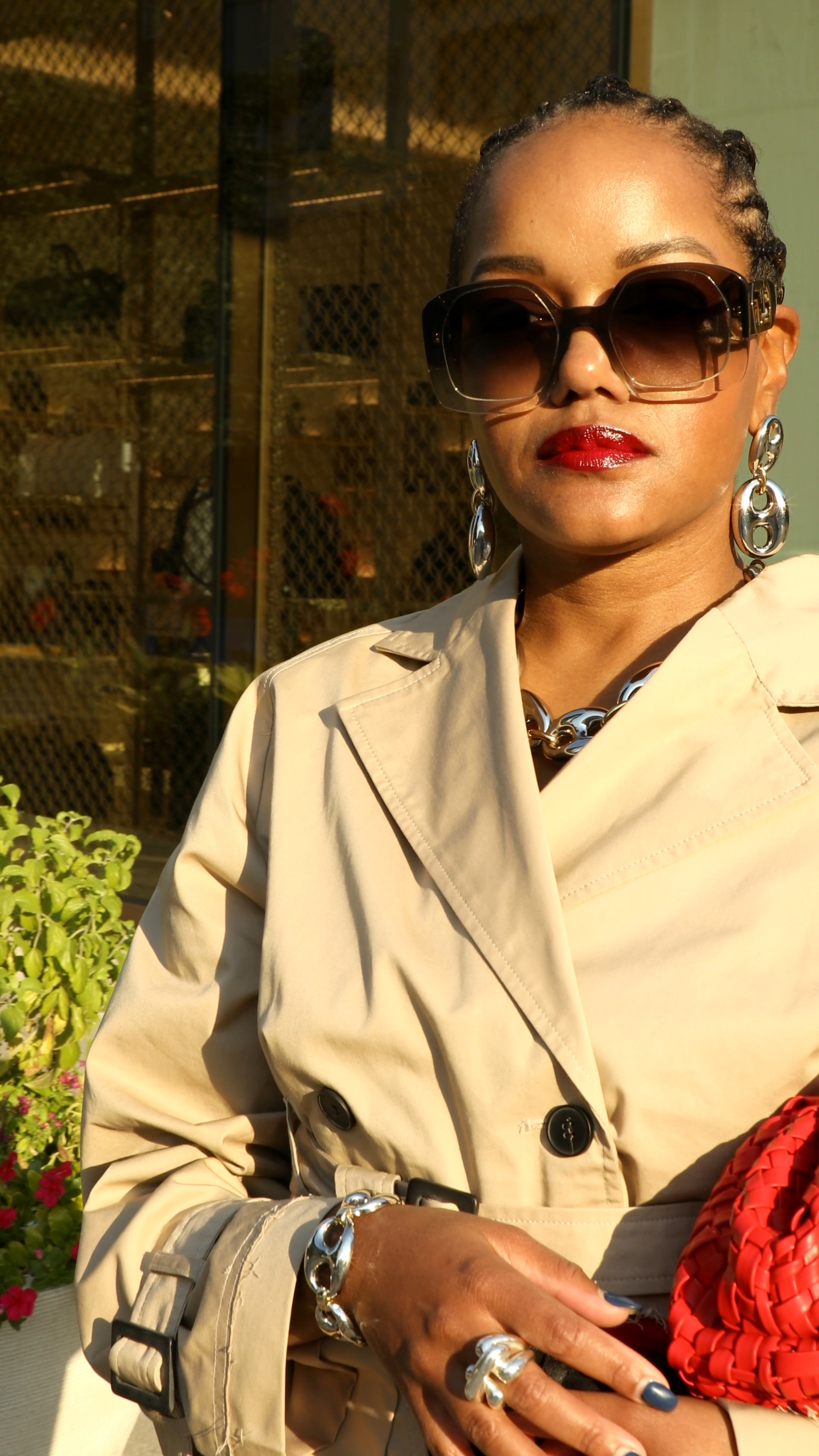 Mixed metal earring, necklace and bracelet set is my newest obsession! And wearing my favorite Fendi sunnies too! 

#LTKItBag #LTKStyleTip #LTKFindsUnder100