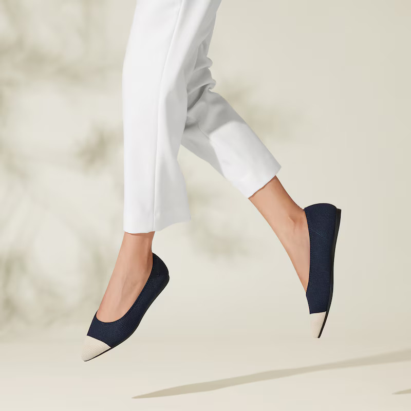 Pointed-Toe Ballet Flats (Aria 5°) | VIVAIA
