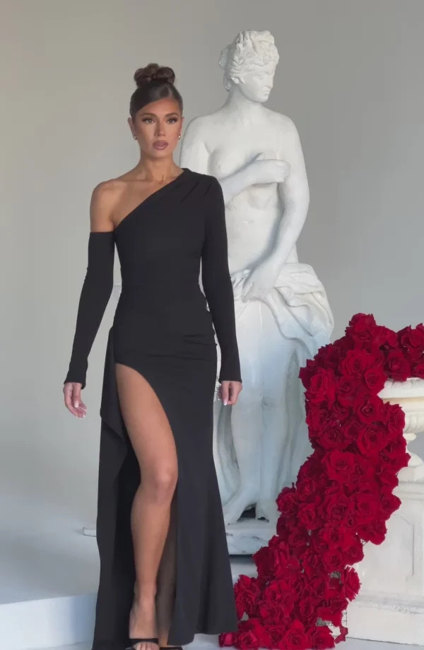 Abrielle Maxi Dress - Black | Babyboo (global)