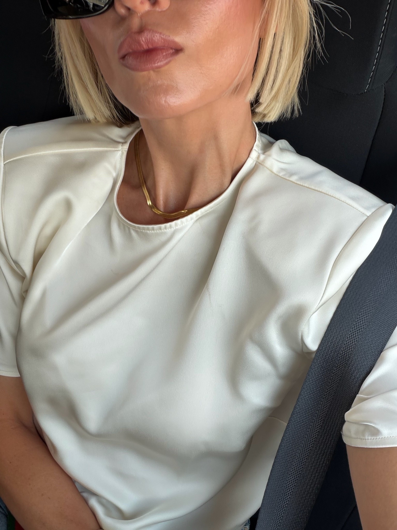 I’m convinced everyone needs this top. Wearing a small

#LTKCon #LTKootd #LTKgrwm