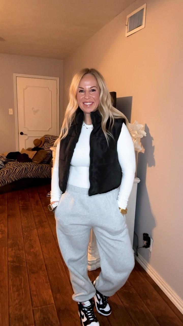 Casual, comfy, and trendy!! Sweatpants don't have to be boring!! I love this look!! #sweatpants #comfy #blackandgray #nikedunksoutfit

#LTKstyletip #LTKover40