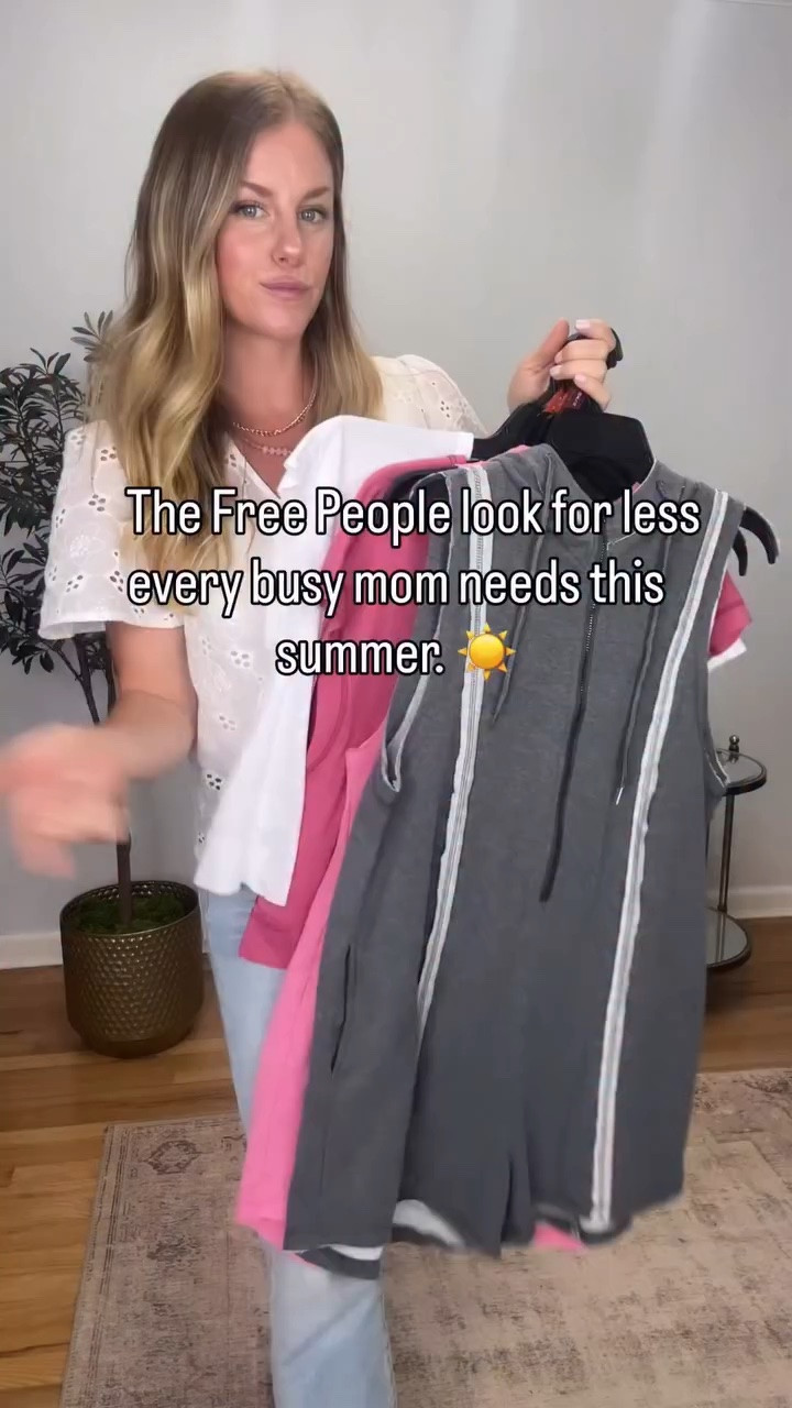The romper that’s giving Free People vibes… without the Free People price tag. 👏🏻👏🏻 Just comment SHOP for links! 

This casual romper feels amazing, currently under $30 and checks every box: super soft, relaxed, flattering, and so easy to throw on for busy mom days, running errands, travel, sports practices, or weekend plans.

#amazonfashion #AffordableFashion #momstyle #FreePeopleInspired #RomperStyle CasualOutfits Mom-Style.  Sports-Mom.  Summer Outfits.  Everyday Style.  Budget Fashion.  Fashion Finds.  Momlife style.  Look for less