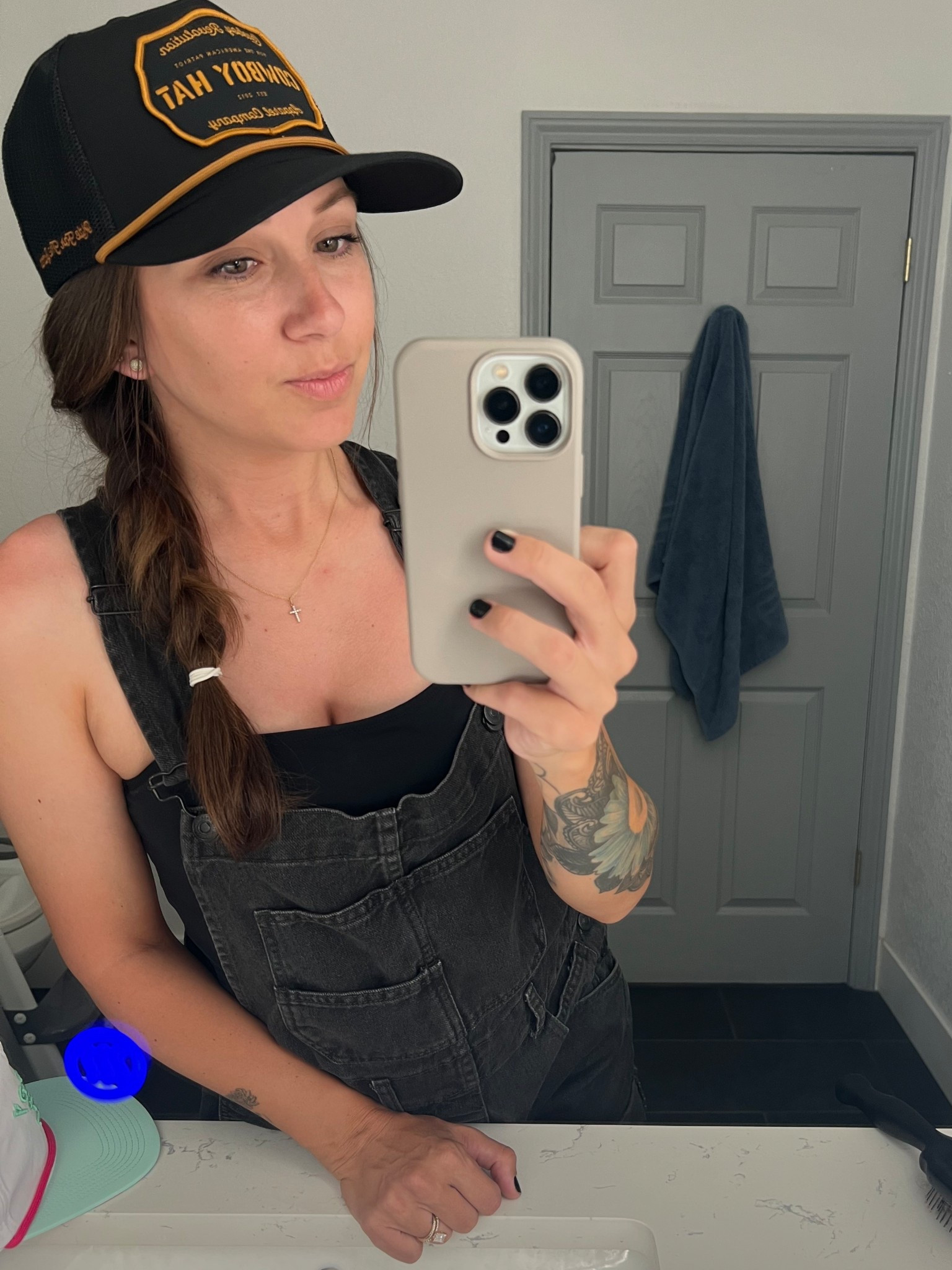 Beach OOTD ☀️
 Swimsuit is old from Vuori 

#summervibes

#LTKPetite #LTKSwim #LTKActive