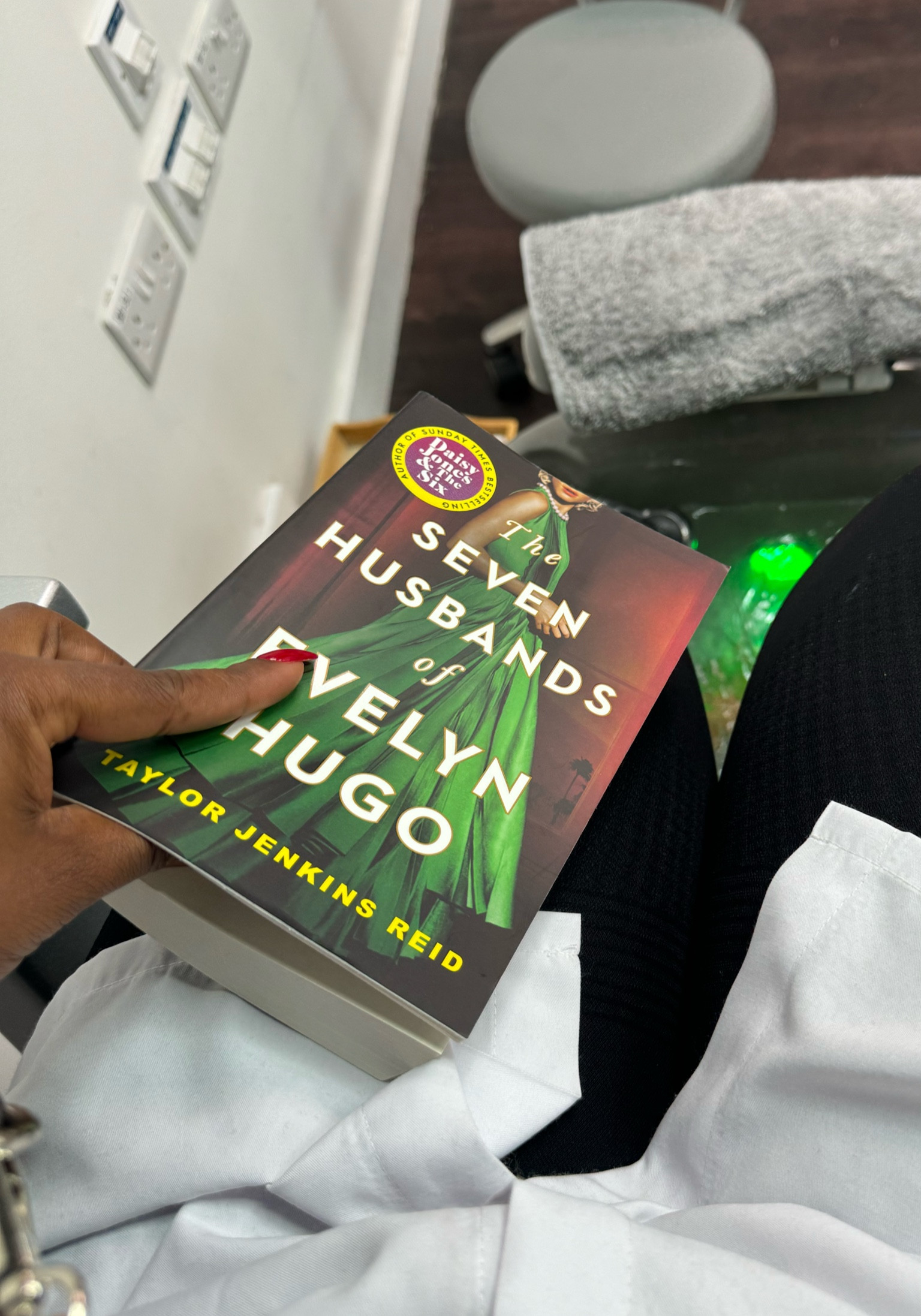 Book - Seven Husbands of Evelyn Hugo

#LTKuk
