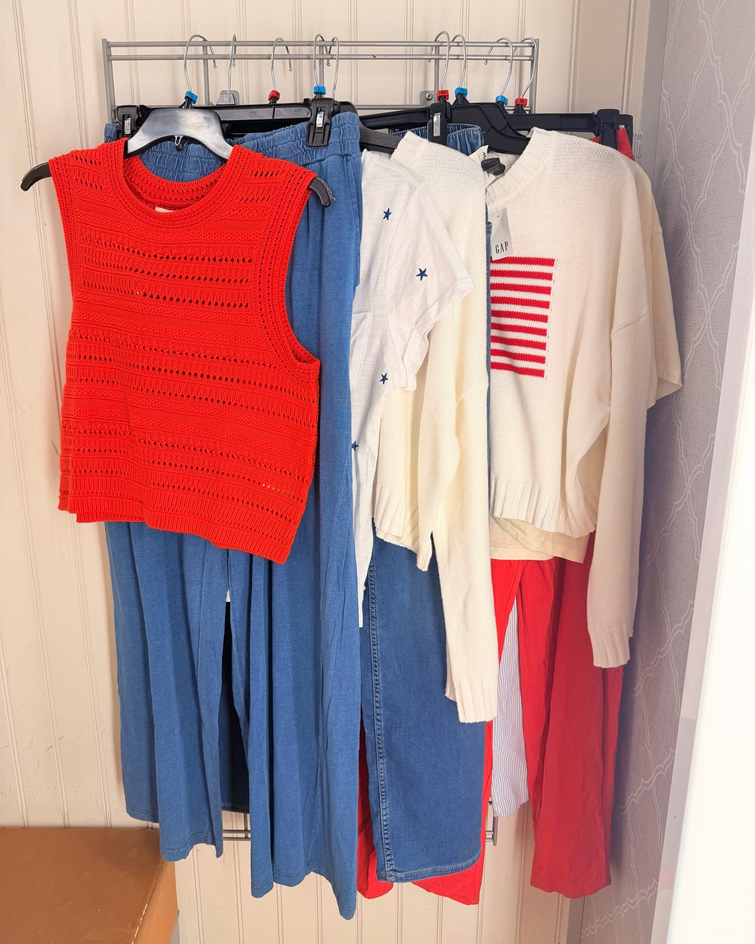 4th of July weekend outfits all on CLEARANCE 🧨 and all under $25… Added Bonus The Holiday Cups are as low as $4! Run to your local @marshalls today! 🛒💙 # clearance #shop #outfits #ootd #inspiration

#LTKootd #LTKSaleAlert #LTKdayinmylife