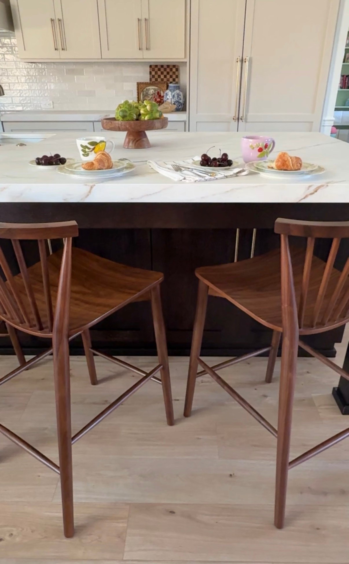 Still adore these counter stools nearly a year later!! 

#LTKdayinmylife #LTKHome #LTKfoodie