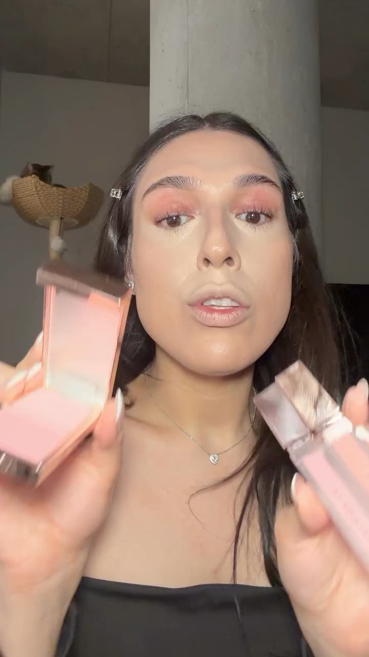 Trying the new transition blushes from @patricktabeauty 
#patrickta #blushhack #reels #explore #makeup