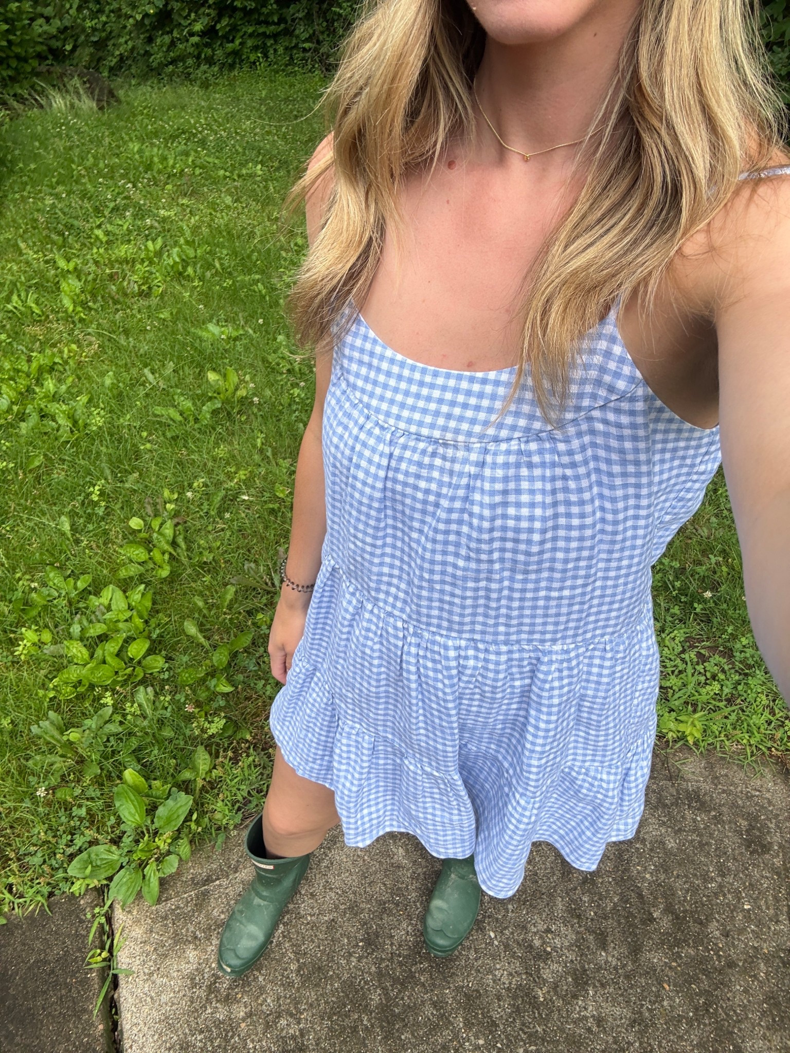 Cutest summer dress! 
Sized up to a M for the bump / length 

#LTKSeasonal #LTKBump #LTKSummerEdit