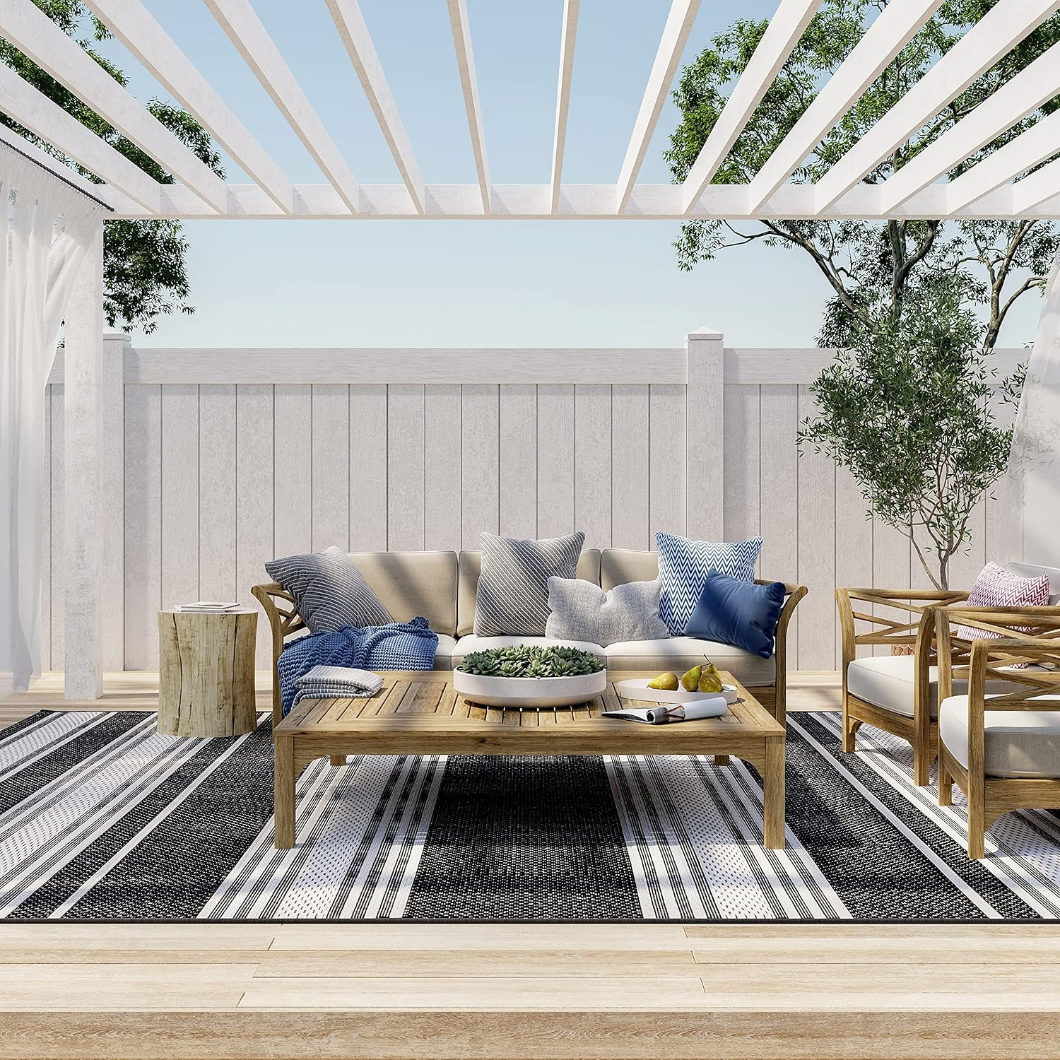 Rugs USA x Lauren Liess Romy Striped Indoor/Outdoor Area Rug, 4' x 6', Black | Amazon (US)