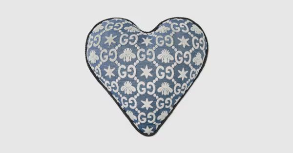 Heart-shaped GG jacquard cushion | Gucci (US)
