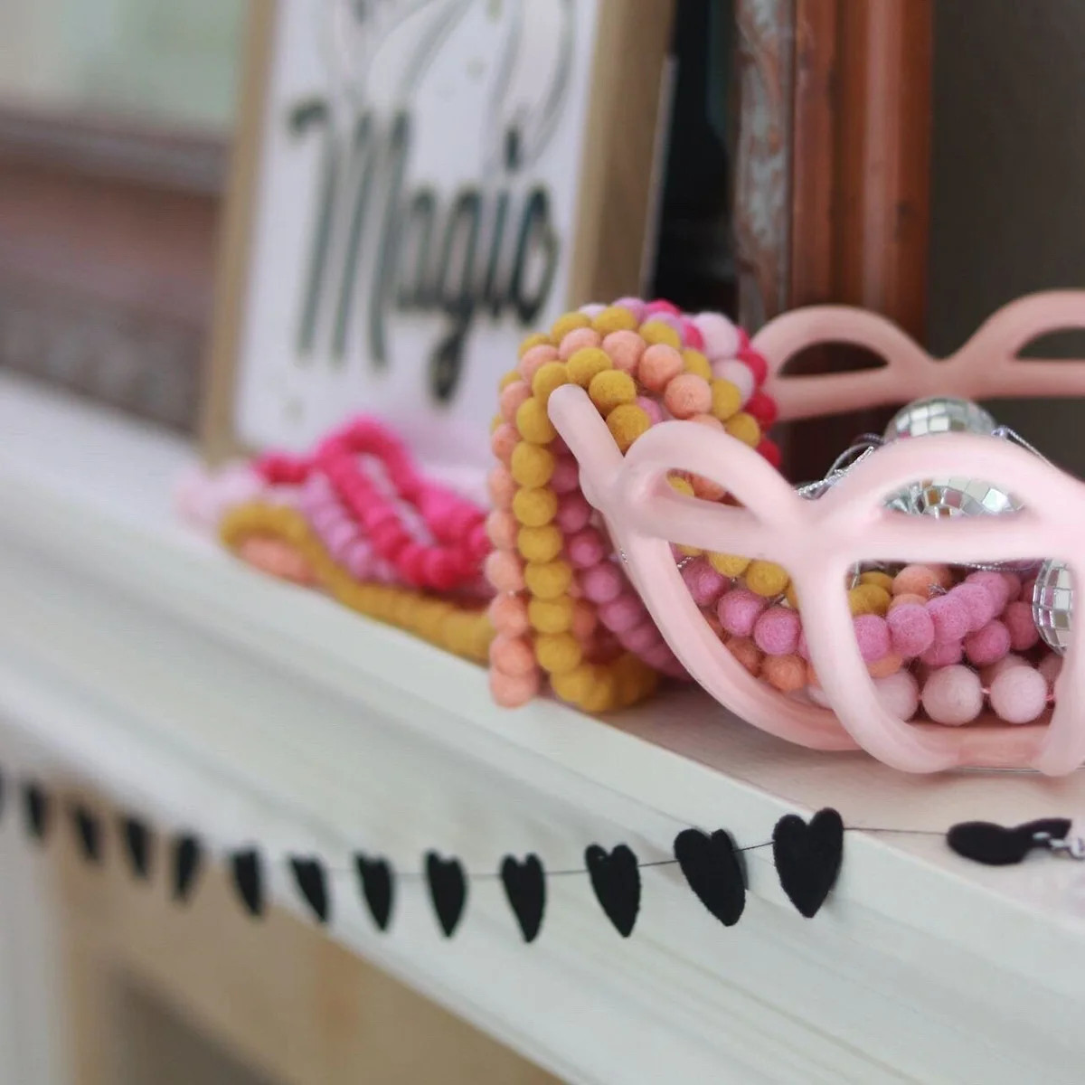 Mini Black Felt Heart Banner - Collab with Leah from @Mrshazleyathome | Pearl & Jane