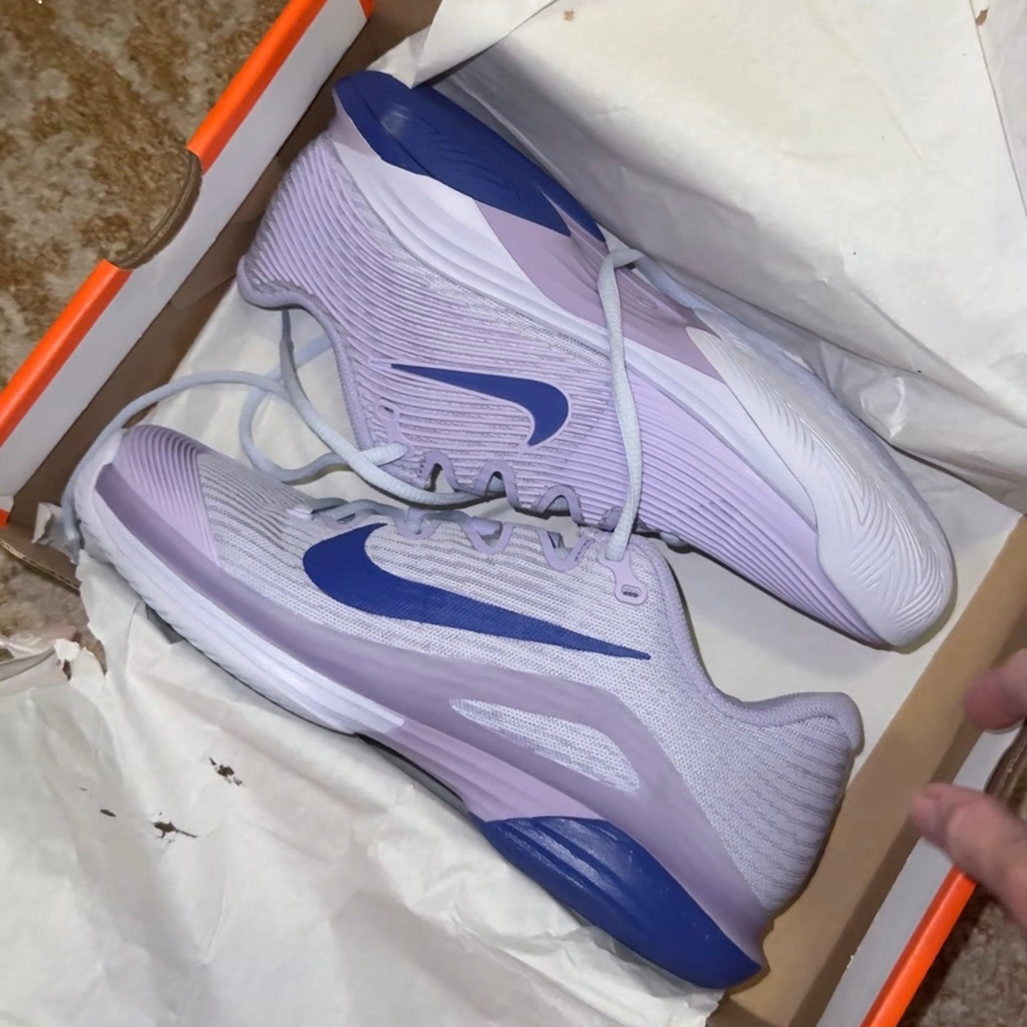 New pickleball / tennis shoes 🤪🥹 


#LTKshoecrush #LTKshoes

#LTKfitnessgoals #LTKActive #LTKdayinmylife