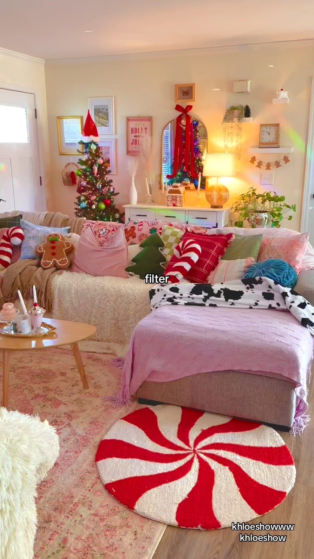 I always try to remind everyone my videos I edit them myself!💗❤️💕 #homedecor

#LTKHoliday #LTKHome