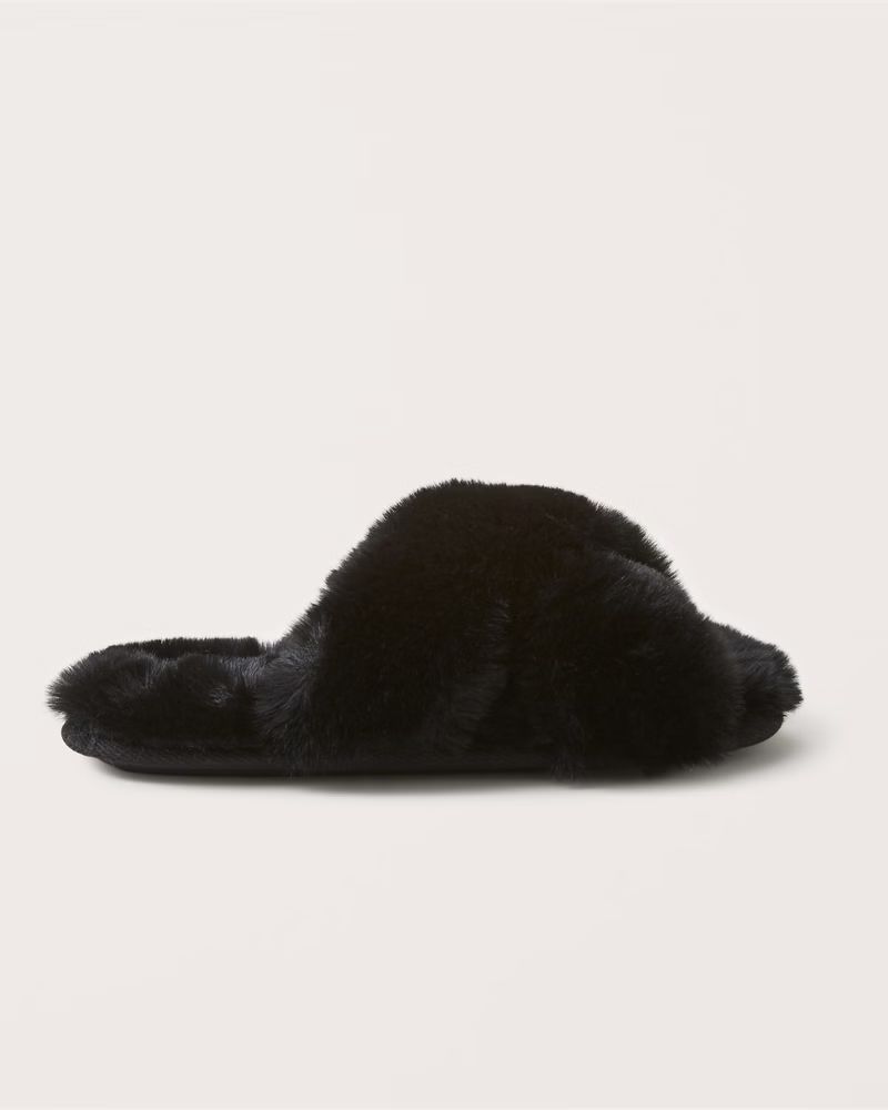 Abercrombie & Fitch Women's Fluffy Criss-Cross Slippers in Black - Size XS/S | Abercrombie & Fitch (US)