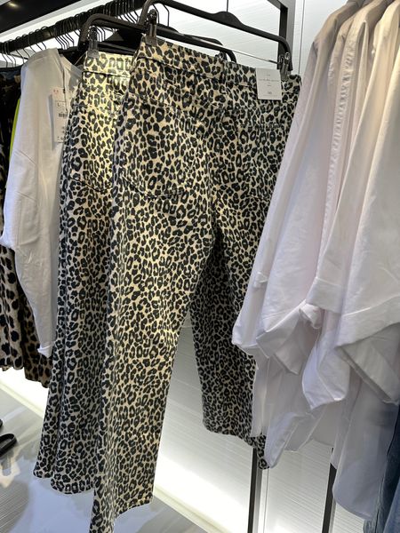 Leopard 
Leopard jeans see here are from Zara

#LTKover40 #LTKstyletip